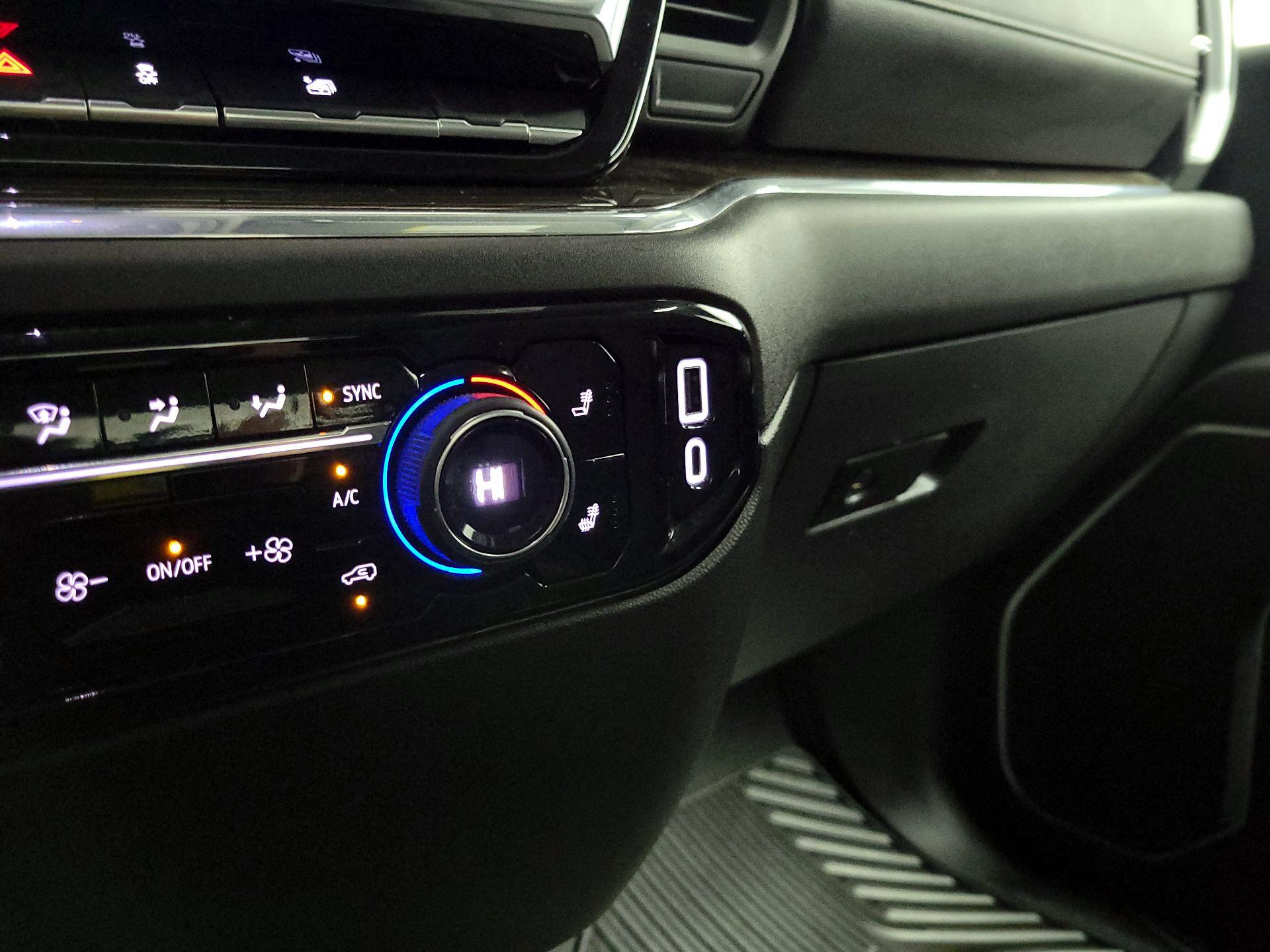 Thumbnail: 2023 Chevrolet Silverado 1500 - 19