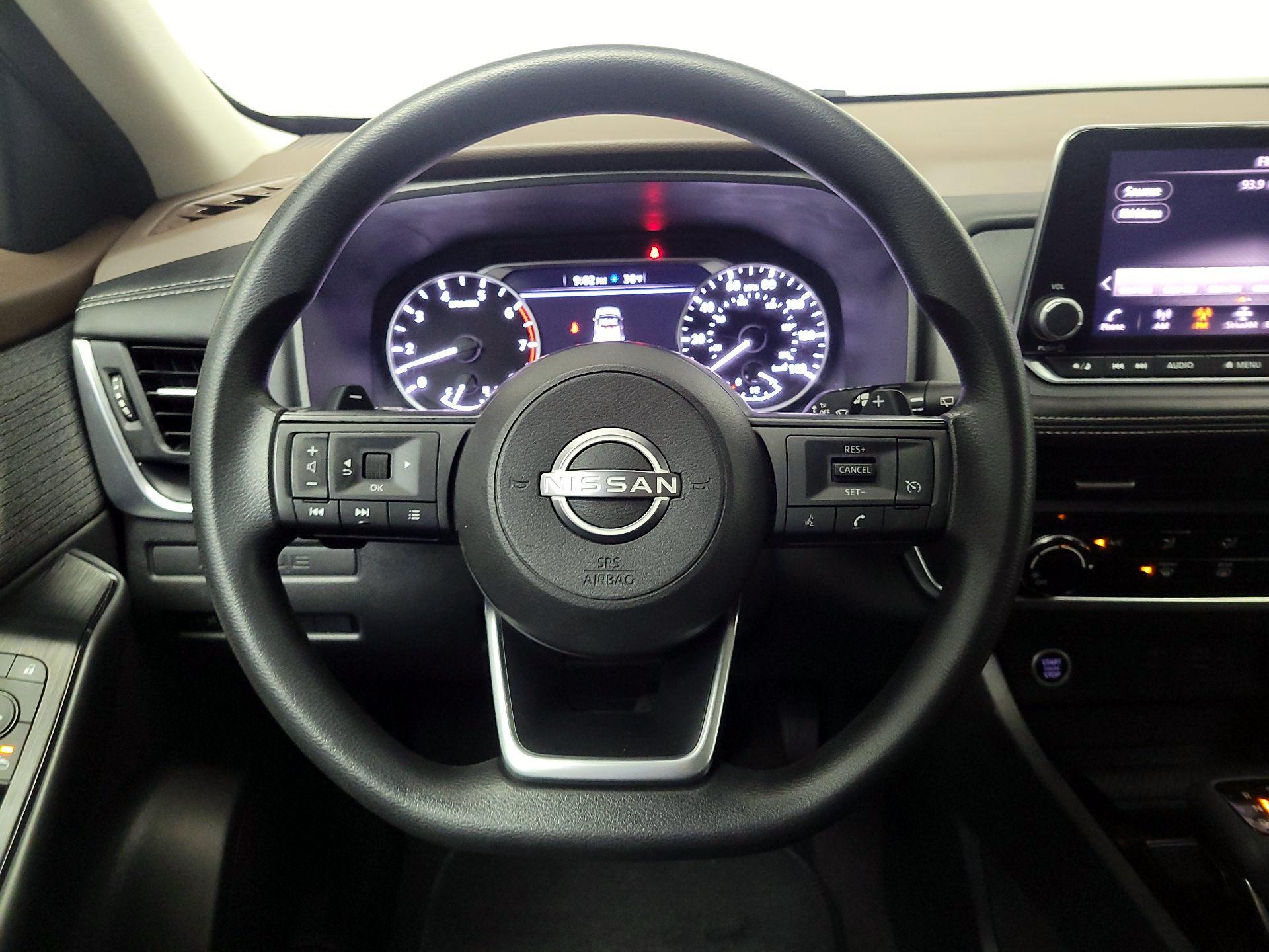 Thumbnail: 2023 Nissan Rogue - 10