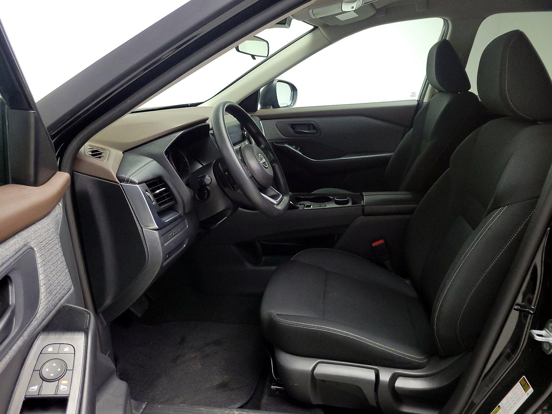 Thumbnail: 2023 Nissan Rogue - 11