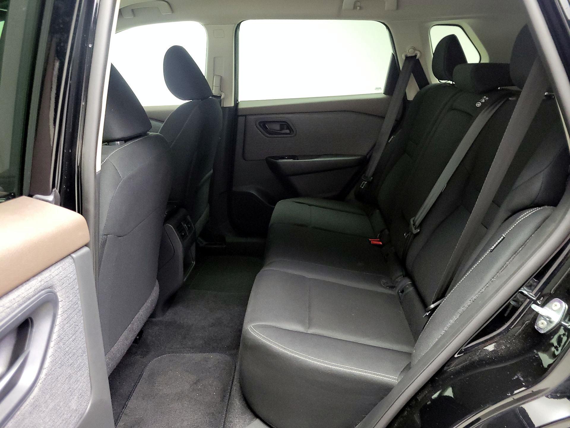 Thumbnail: 2023 Nissan Rogue - 19