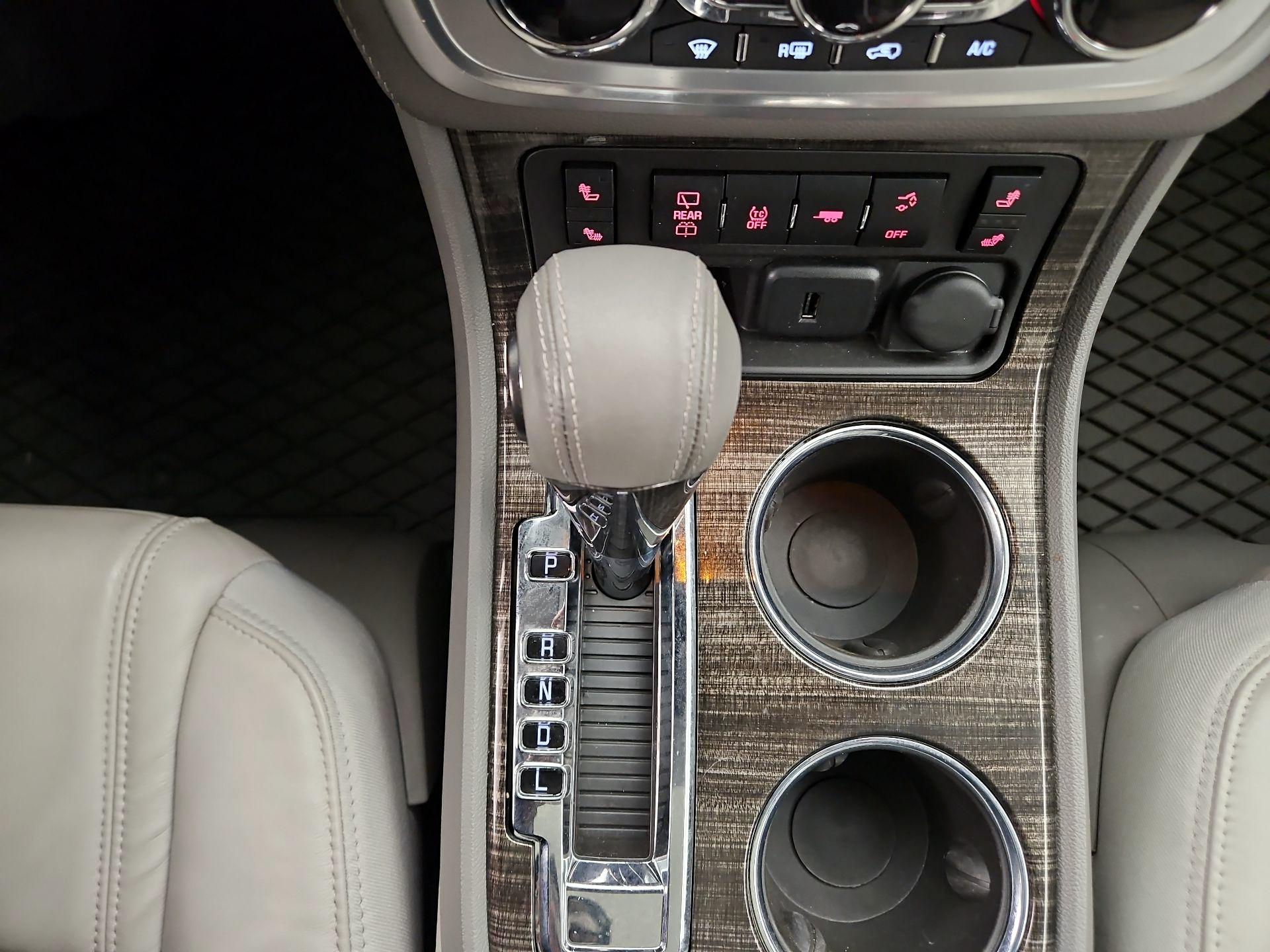 Thumbnail: 2017 GMC Acadia - 18