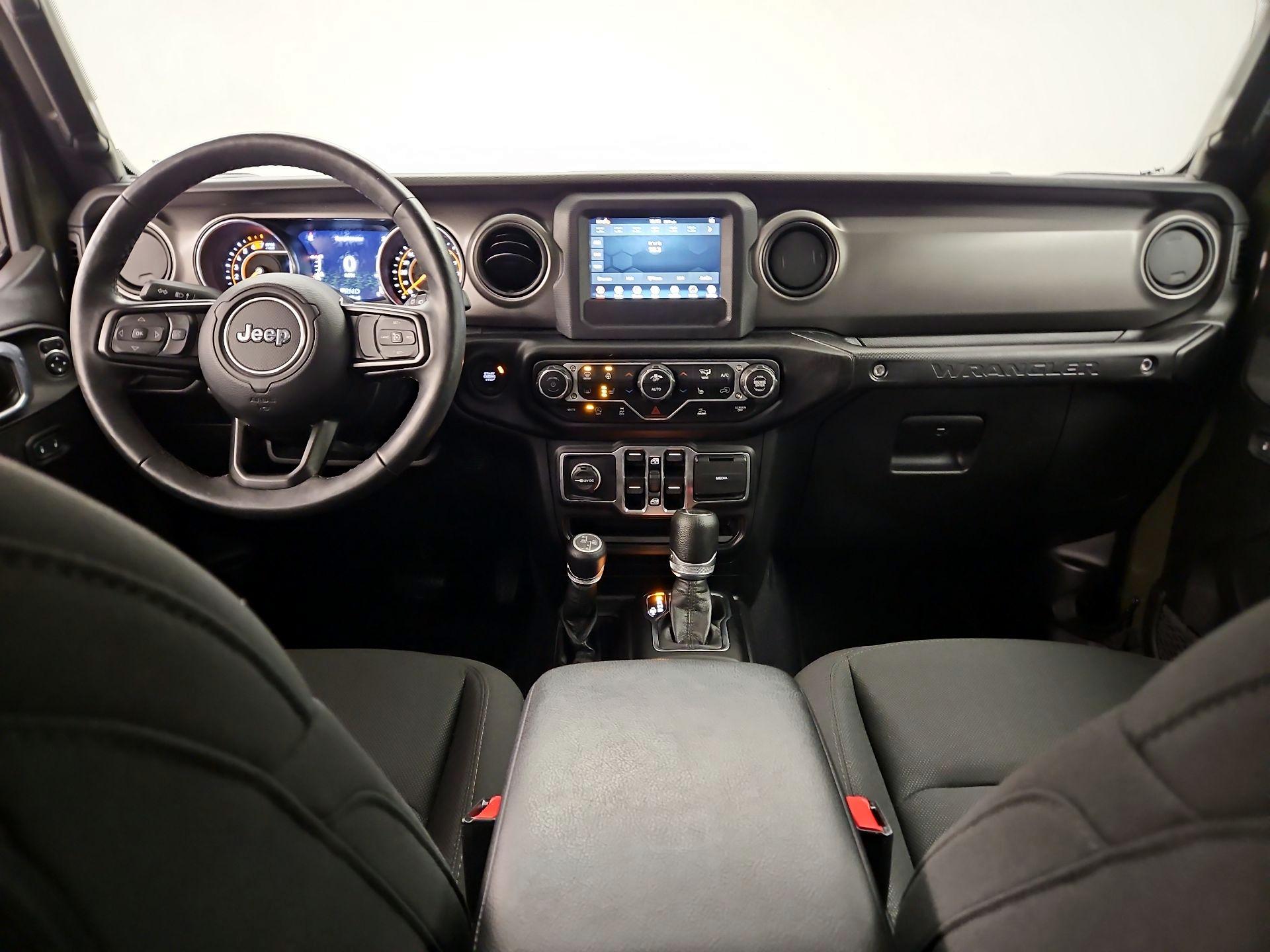 Thumbnail: 2023 Jeep Wrangler - 9