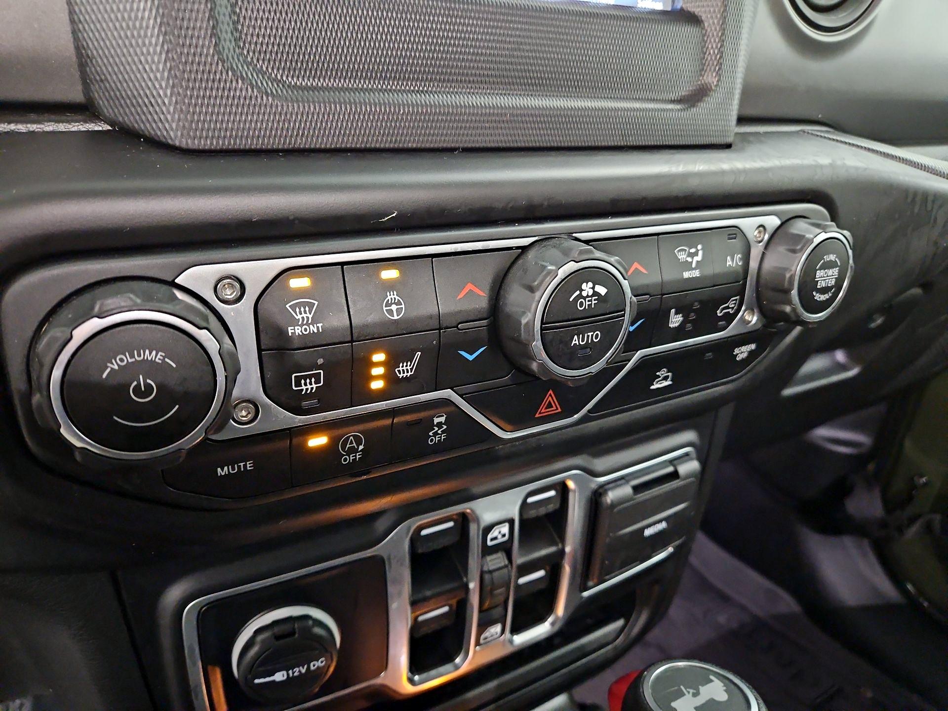 Thumbnail: 2023 Jeep Wrangler - 16