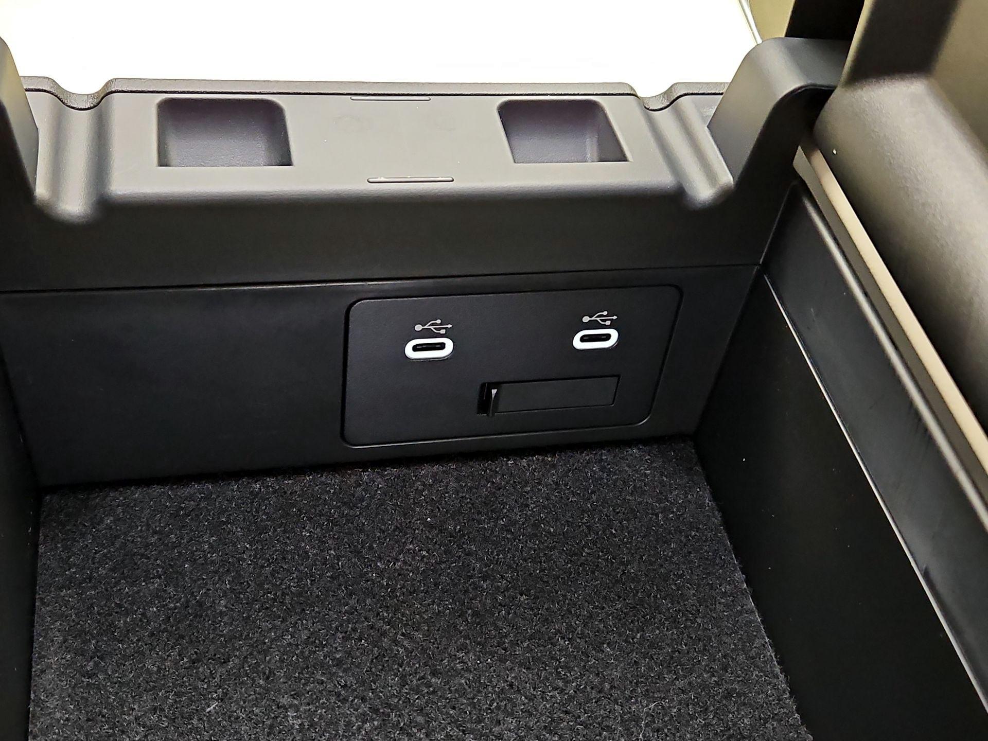 Thumbnail: 2025 Mazda CX-90 - 18