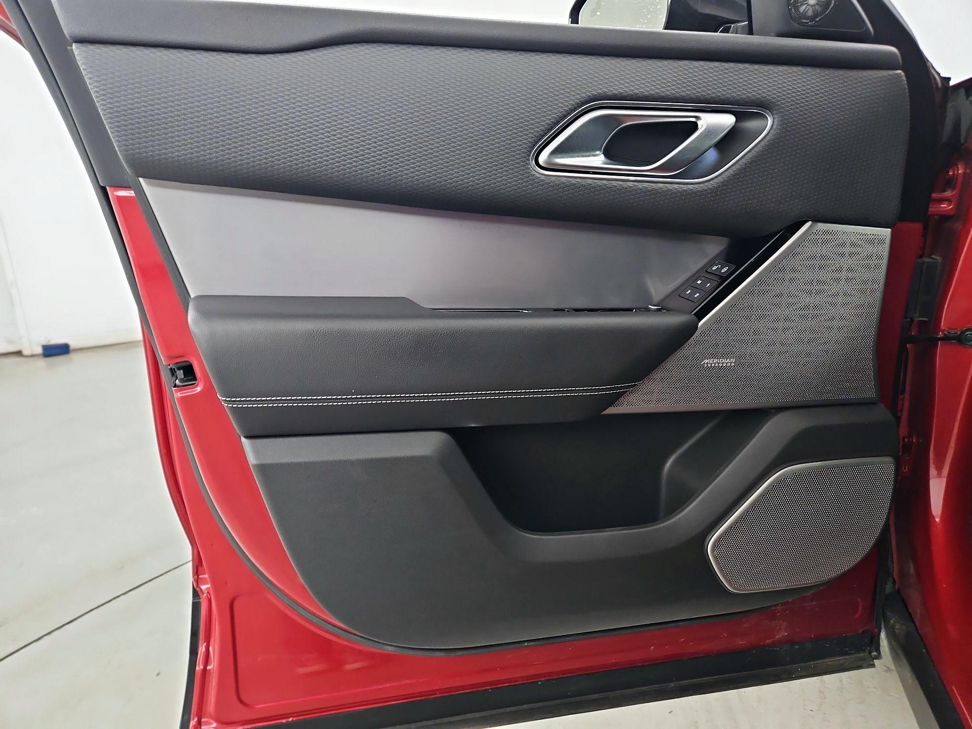 Thumbnail: 2020 Land Rover Range Rover Velar - 12