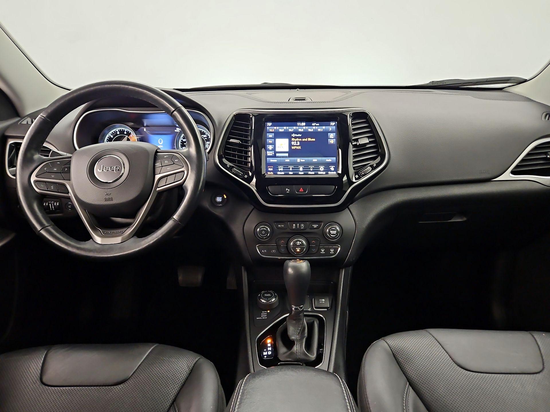 Thumbnail: 2020 Jeep Cherokee - 9