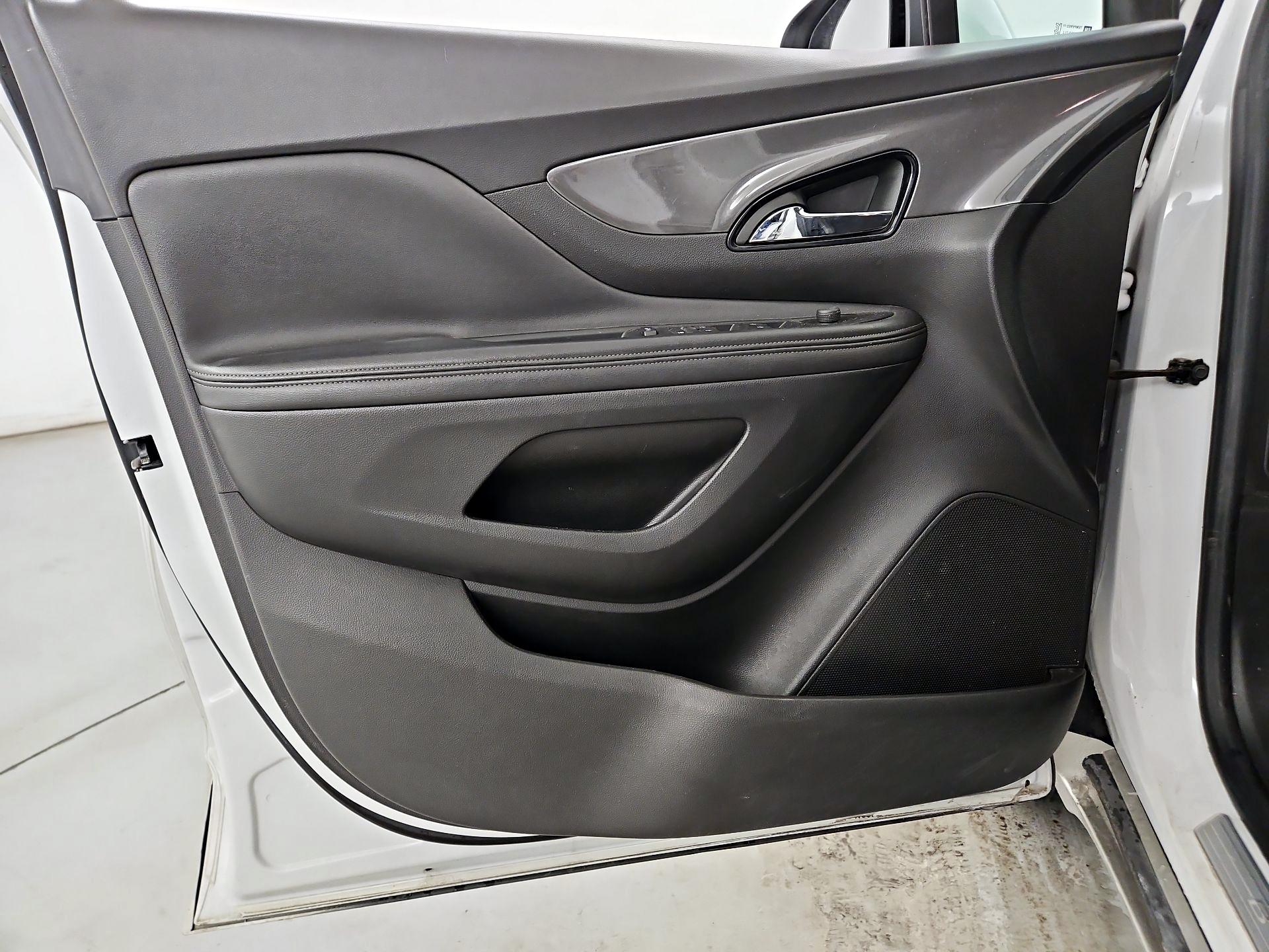 Thumbnail: 2017 Buick Encore - 12