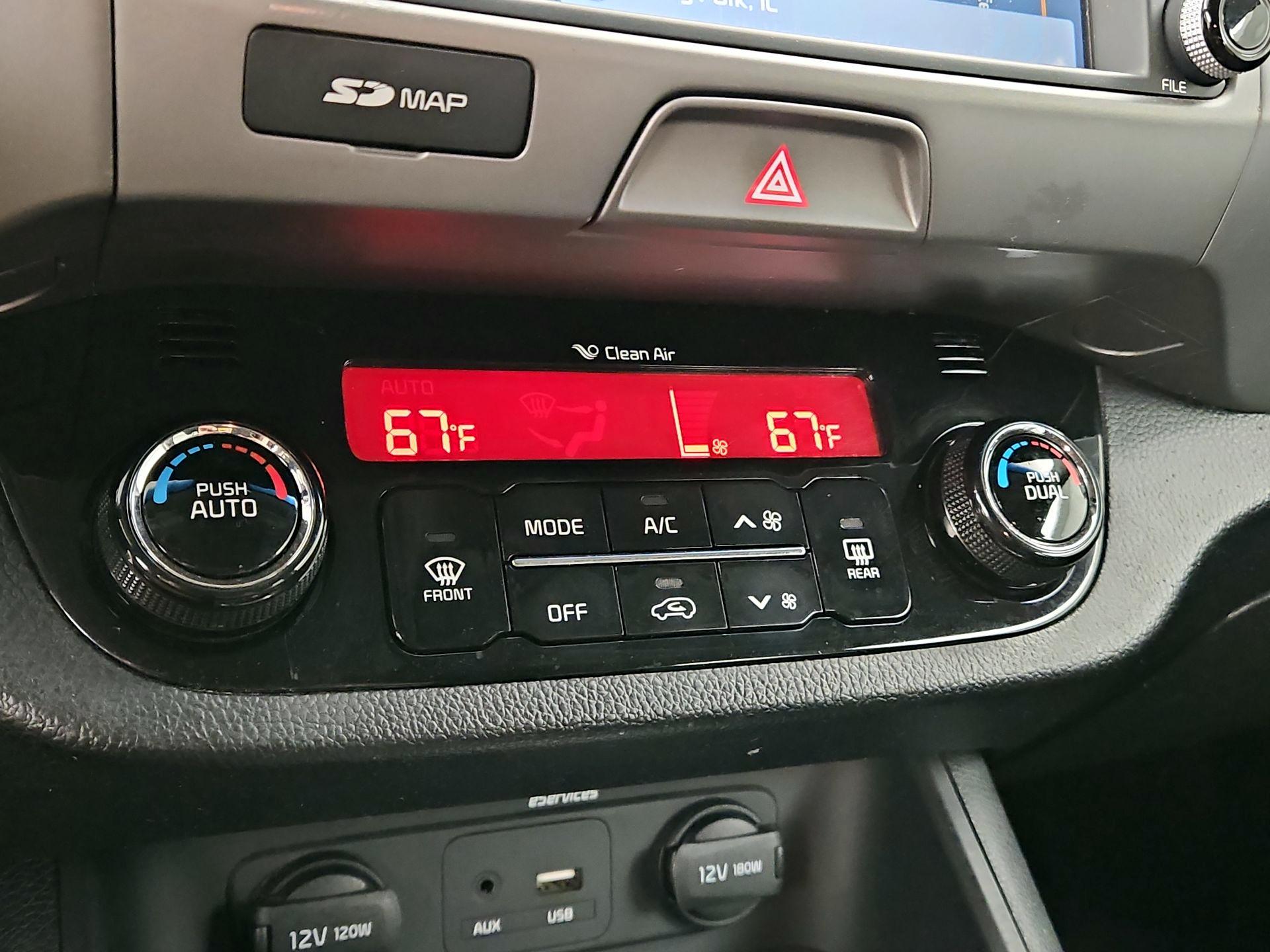 Thumbnail: 2016 Kia Sportage - 17