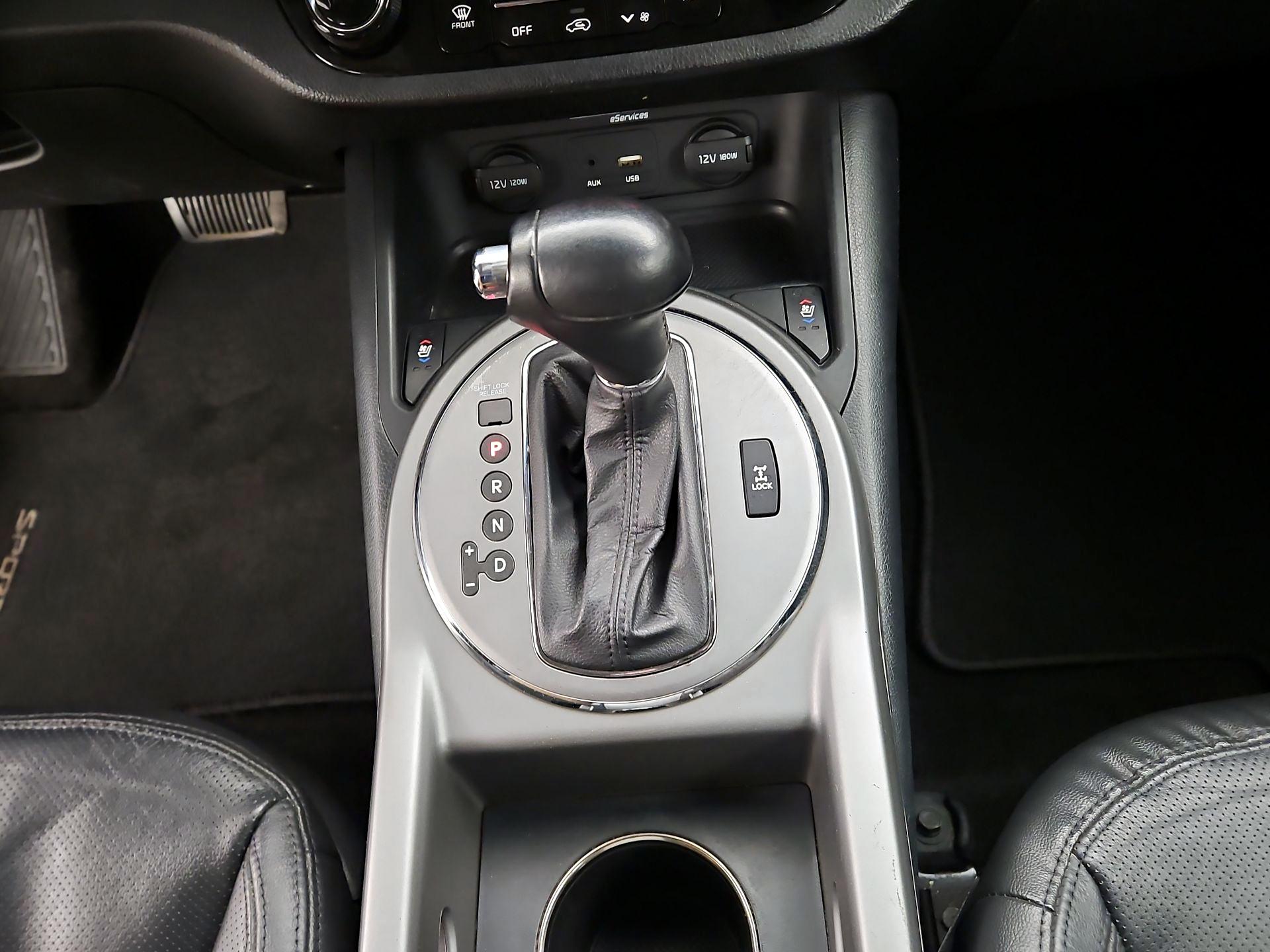 Thumbnail: 2016 Kia Sportage - 18