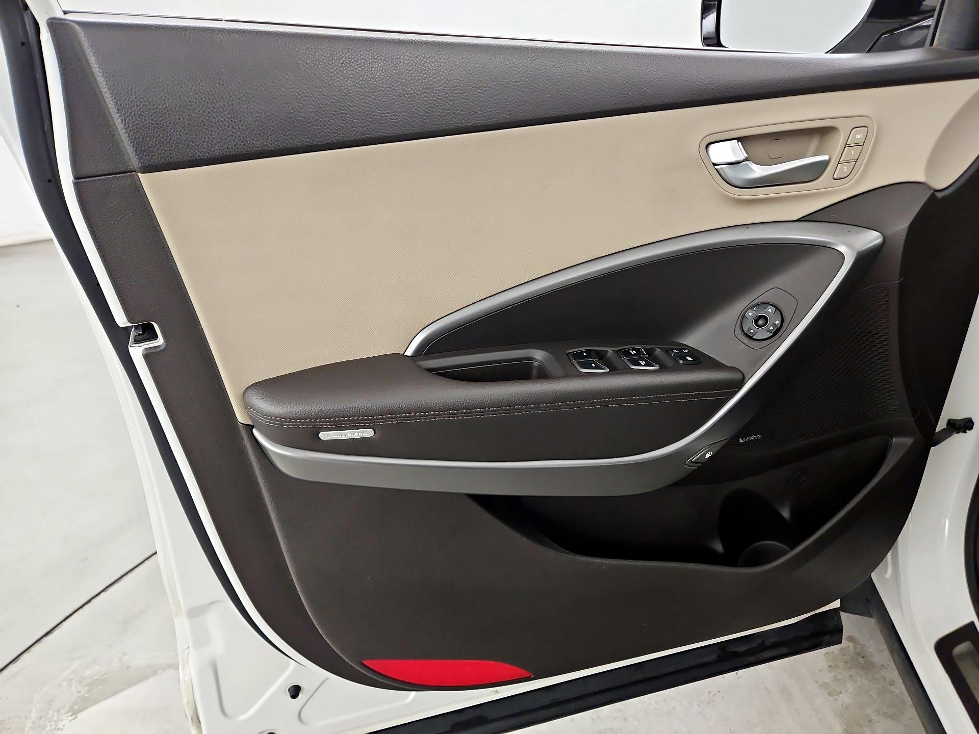 Thumbnail: 2019 Hyundai Santa Fe - 12