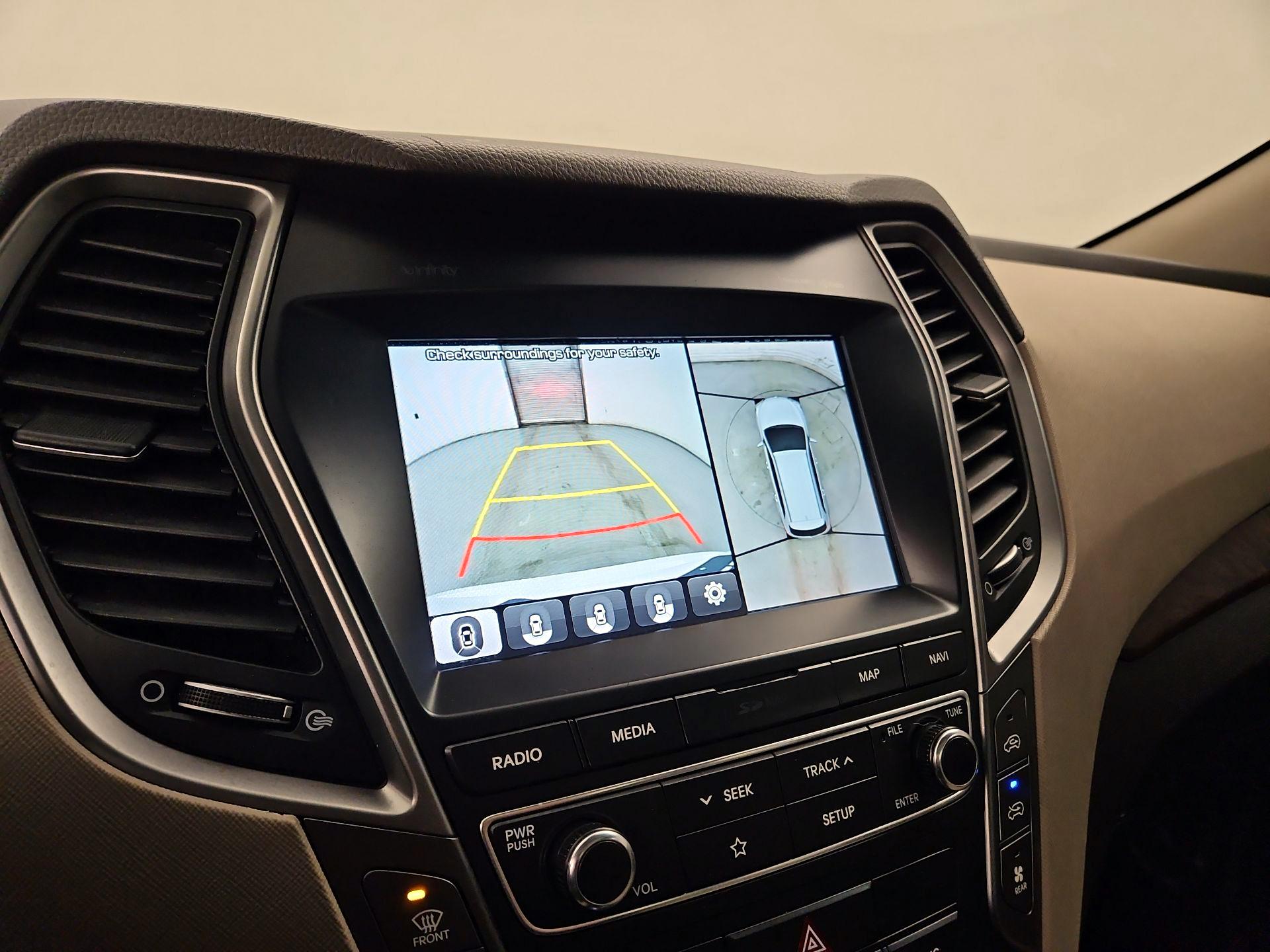 Thumbnail: 2019 Hyundai Santa Fe - 15