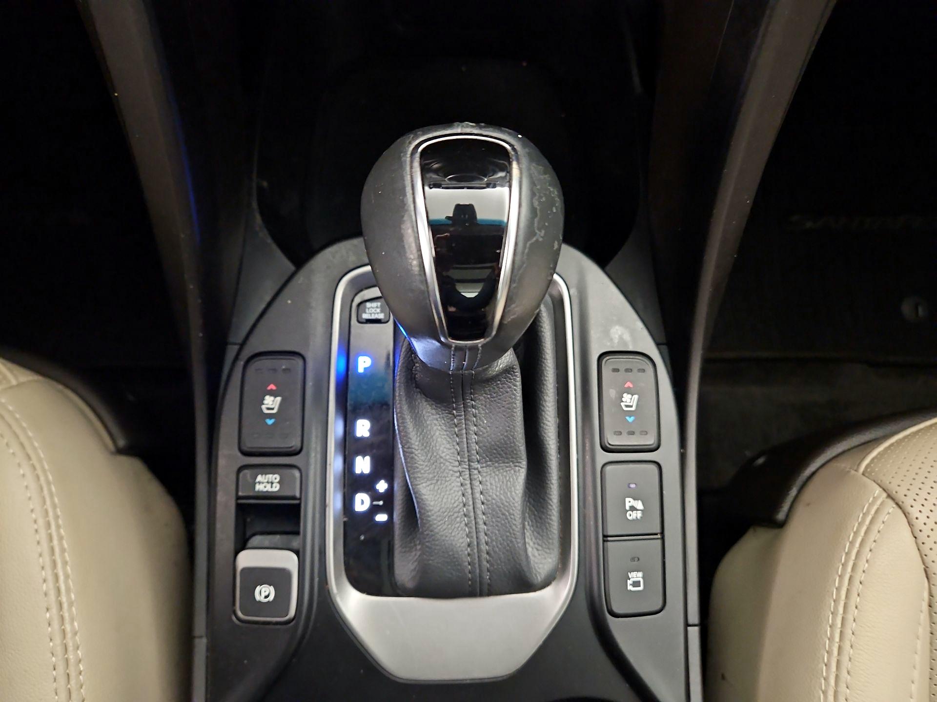 Thumbnail: 2019 Hyundai Santa Fe - 18