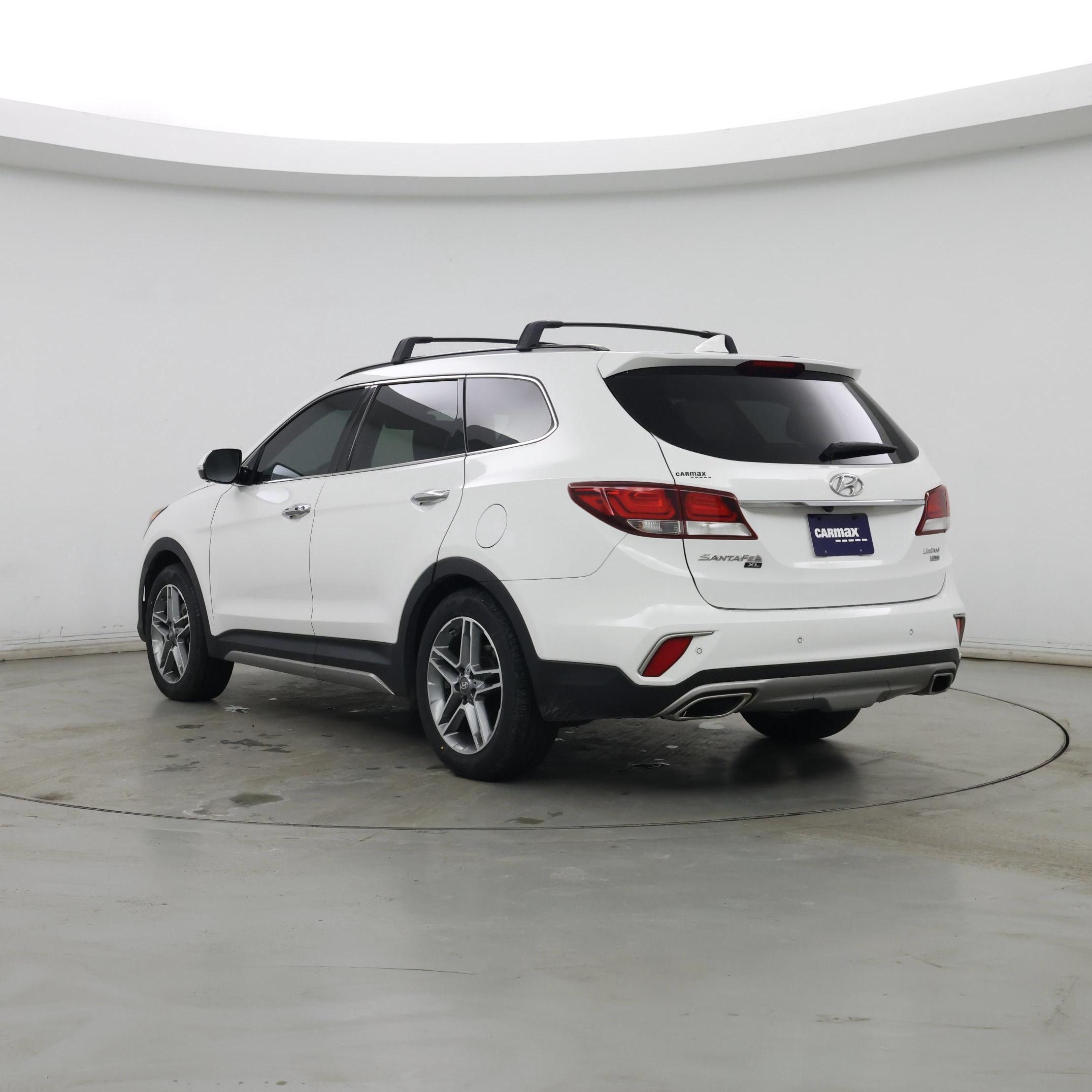 Thumbnail: 2019 Hyundai Santa Fe - 2