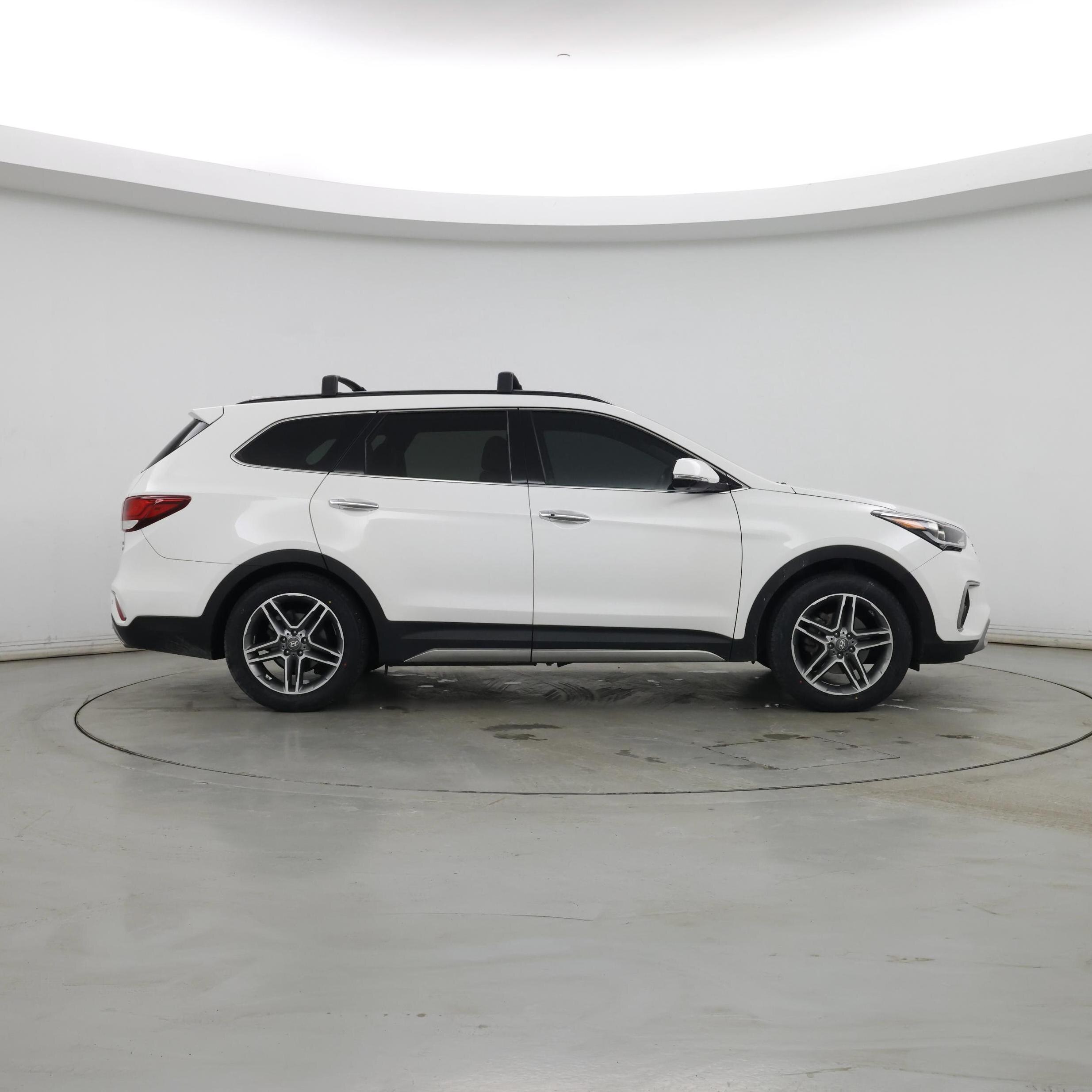 Thumbnail: 2019 Hyundai Santa Fe - 7