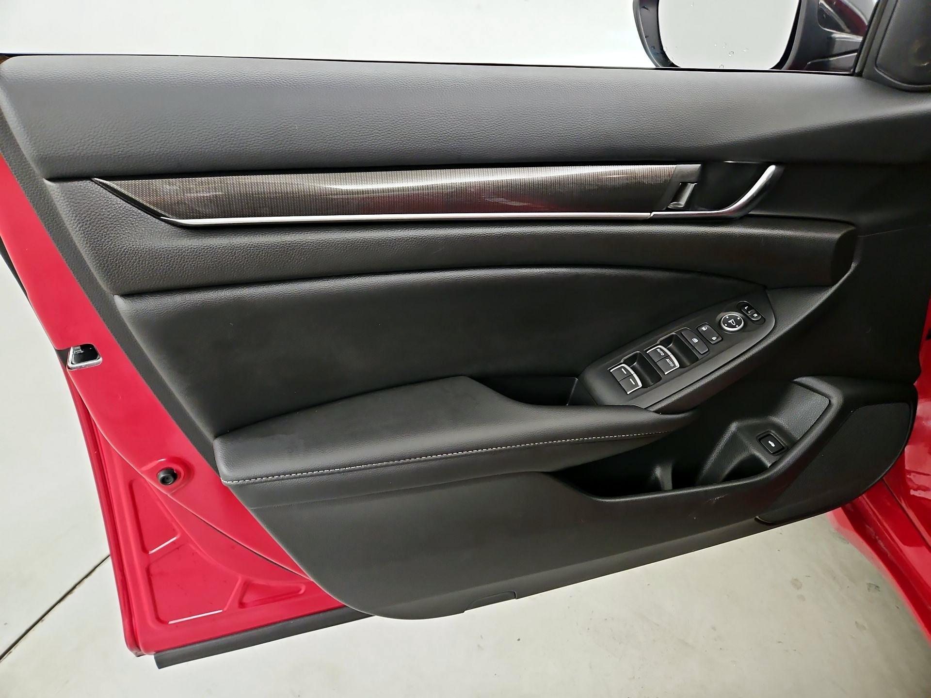 Thumbnail: 2022 Honda Accord - 12