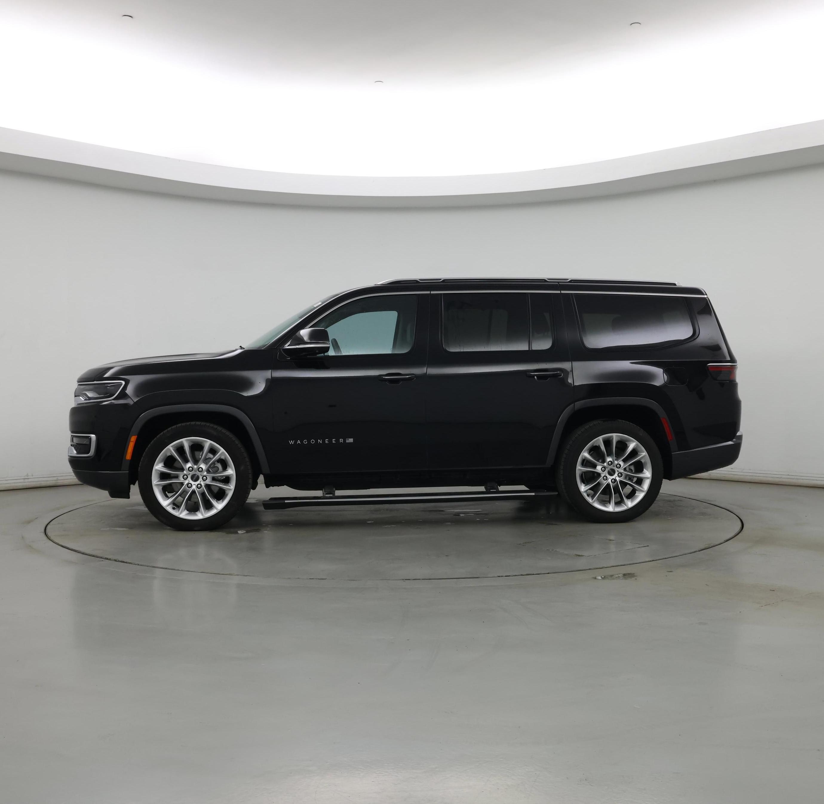 Thumbnail: 2022 Jeep Wagoneer - 3