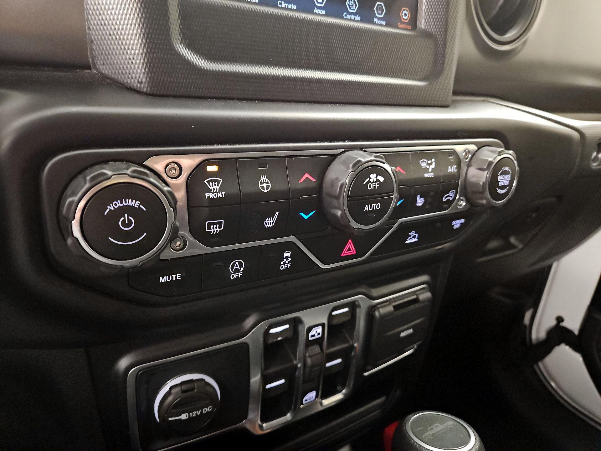 Thumbnail: 2022 Jeep Gladiator - 16