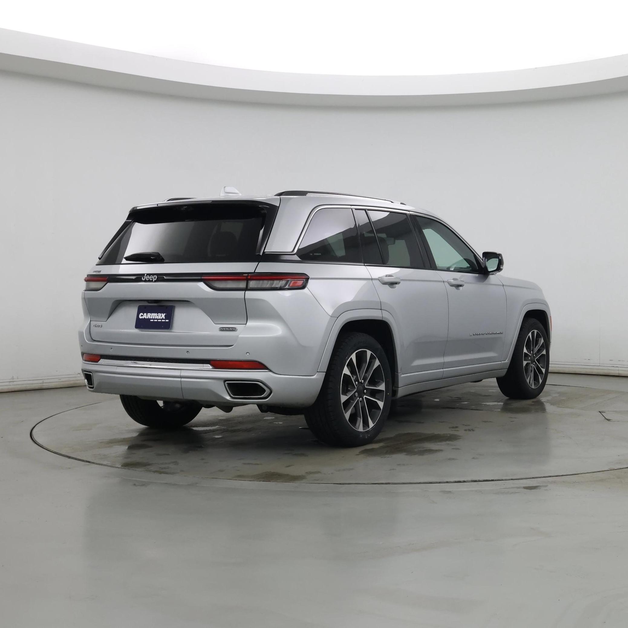 Thumbnail: 2022 Jeep Grand Cherokee - 8