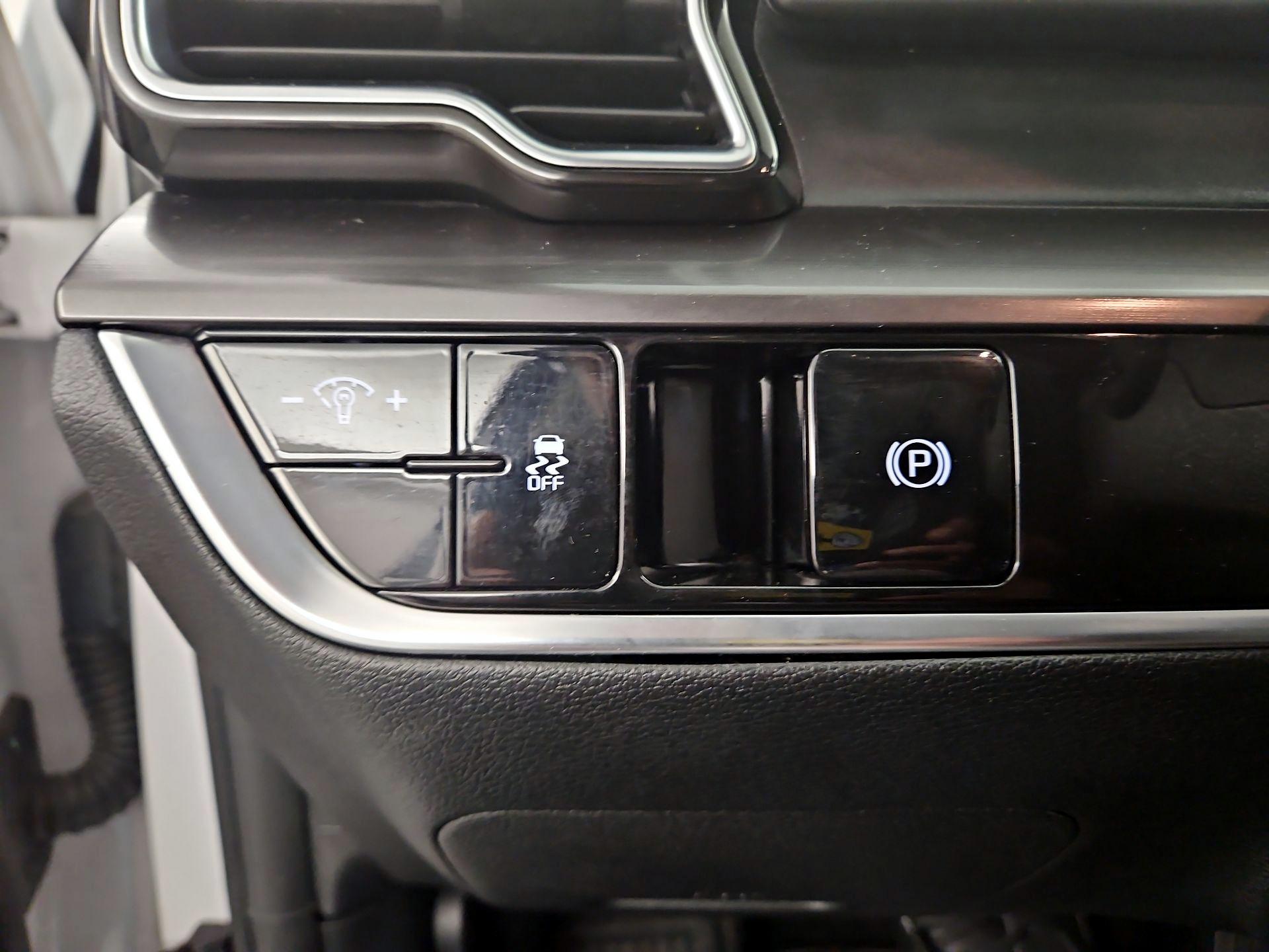 Thumbnail: 2024 Kia Sportage - 13