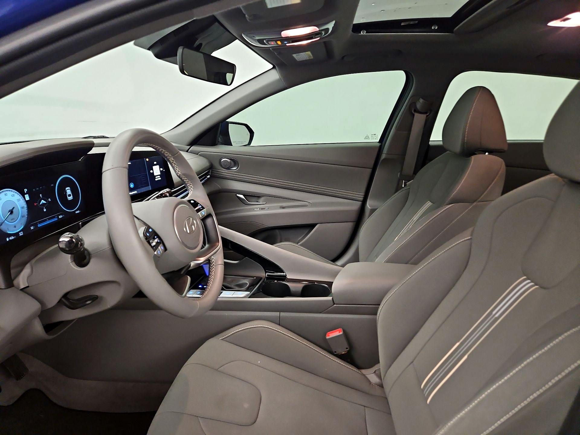 Thumbnail: 2024 Hyundai Elantra - 11