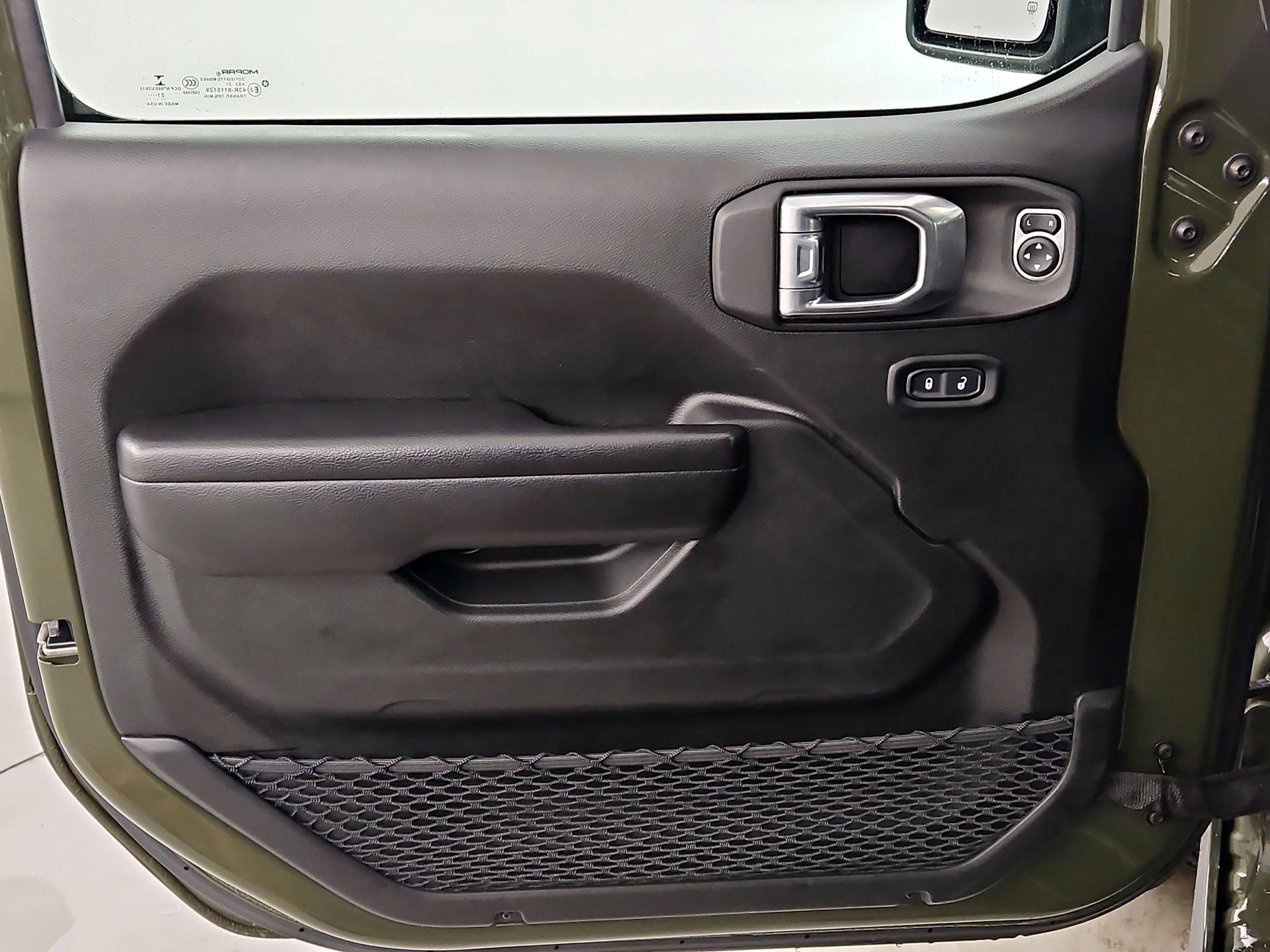 Thumbnail: 2021 Jeep Wrangler - 12