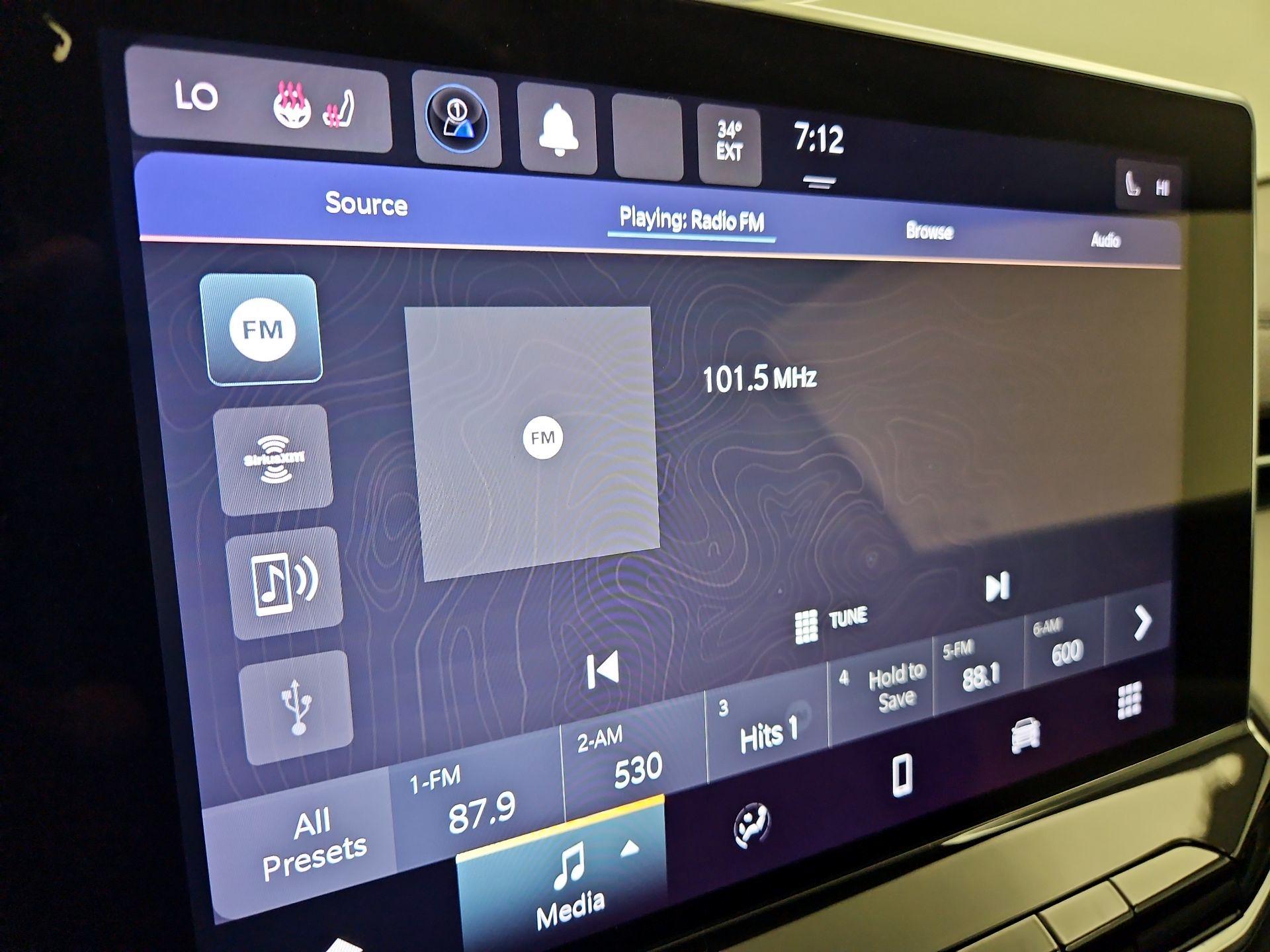 Thumbnail: 2022 Jeep Compass - 15