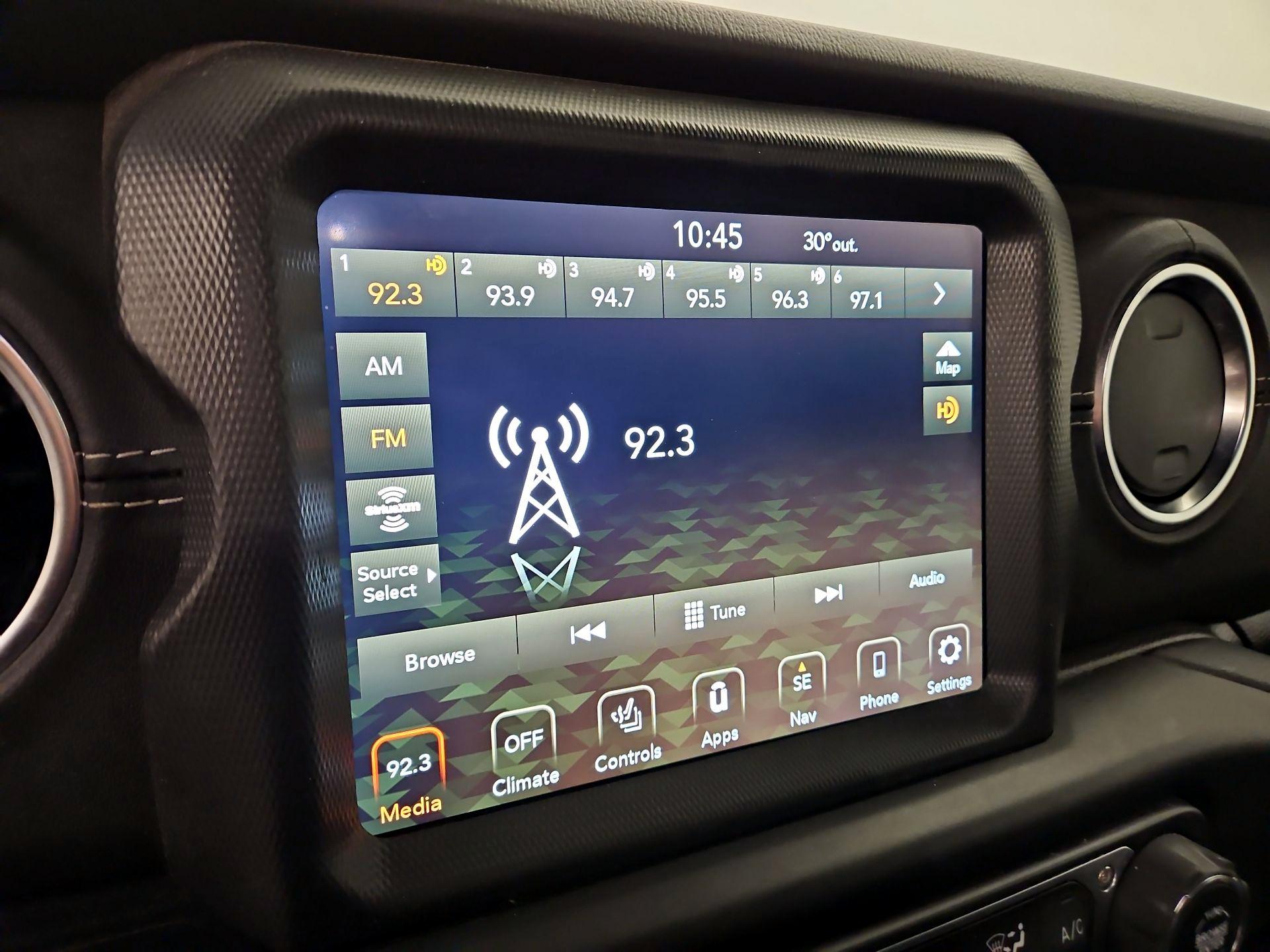 Thumbnail: 2021 Jeep Wrangler - 16