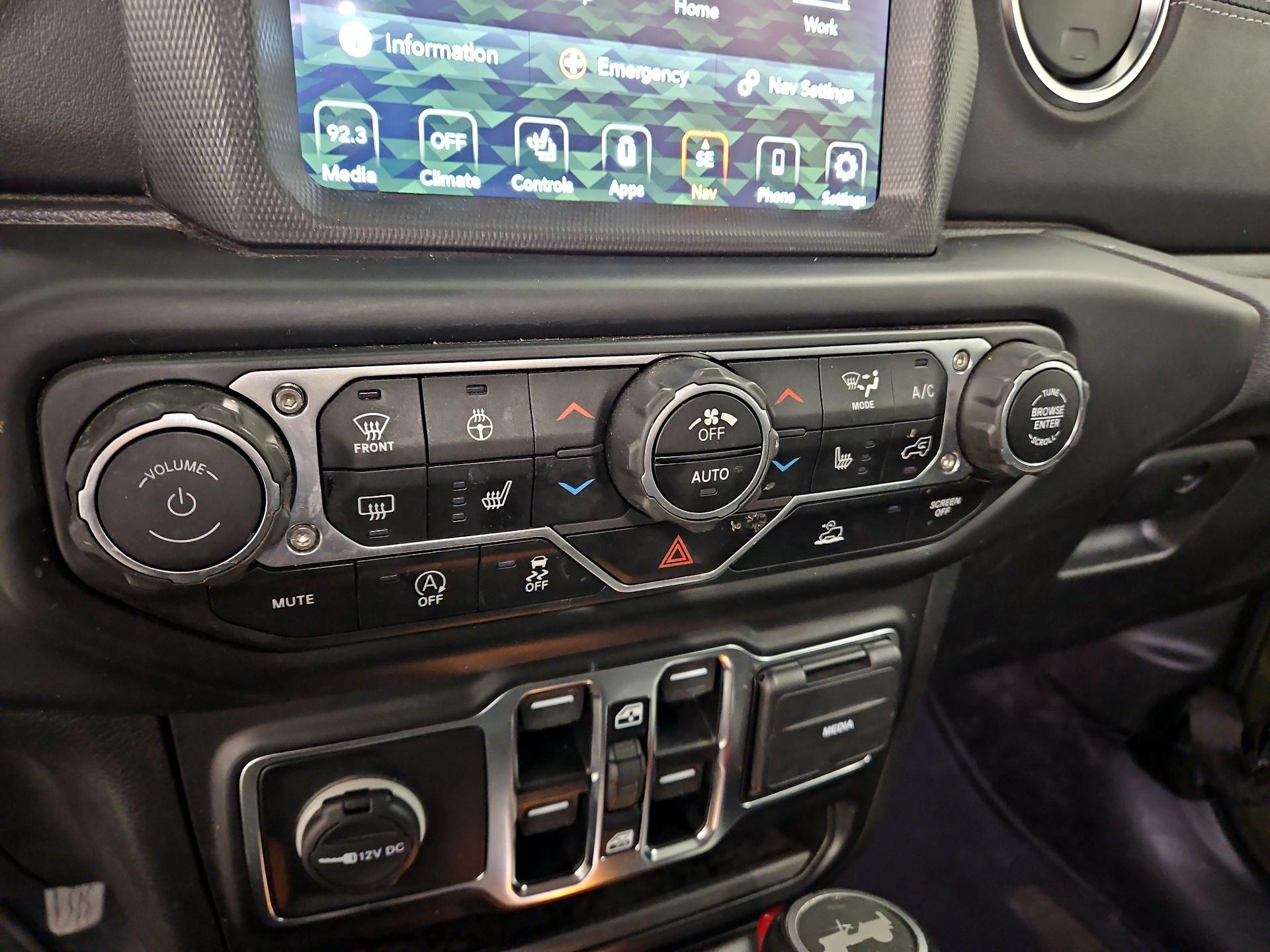 Thumbnail: 2021 Jeep Wrangler - 17