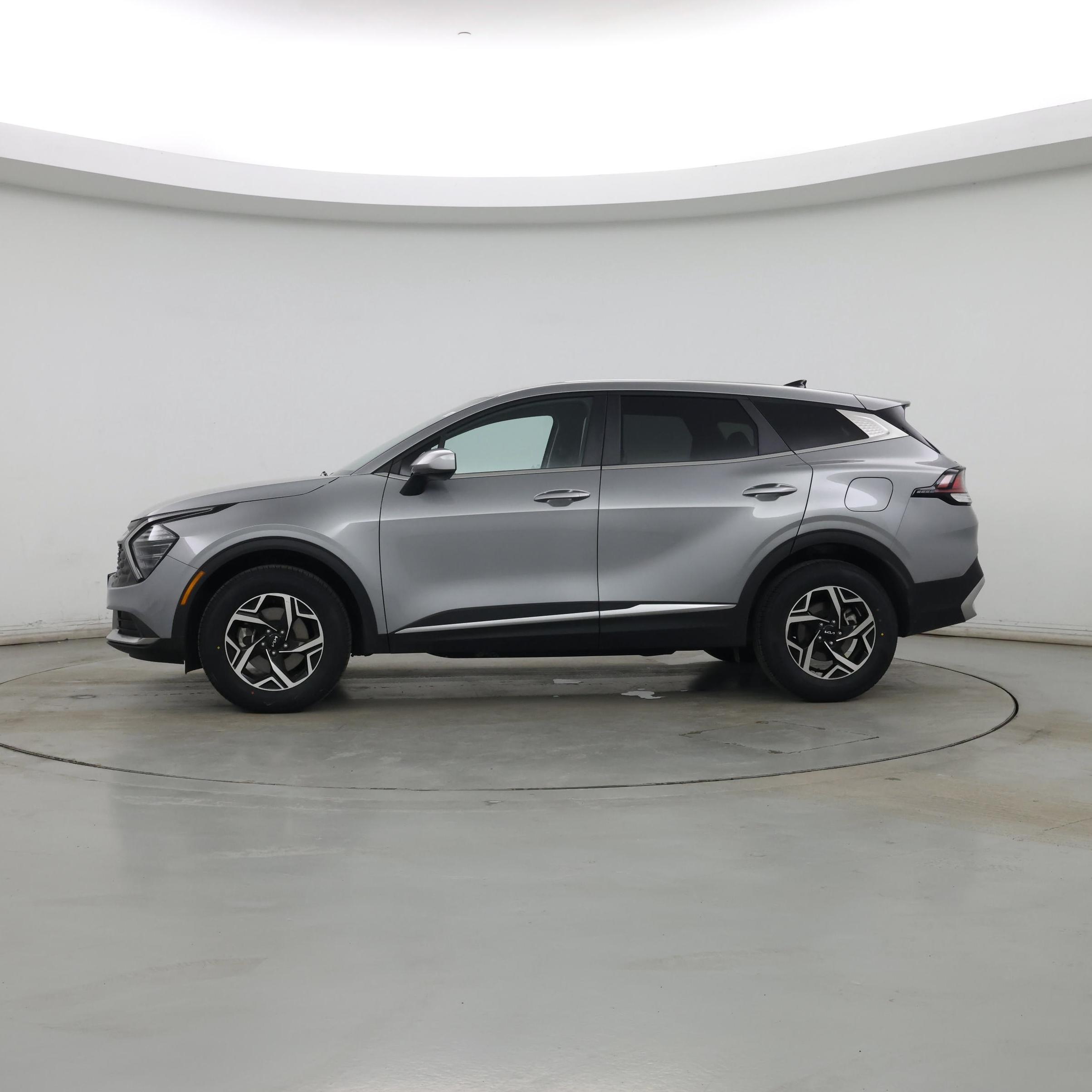 Thumbnail: 2024 Kia Sportage - 3