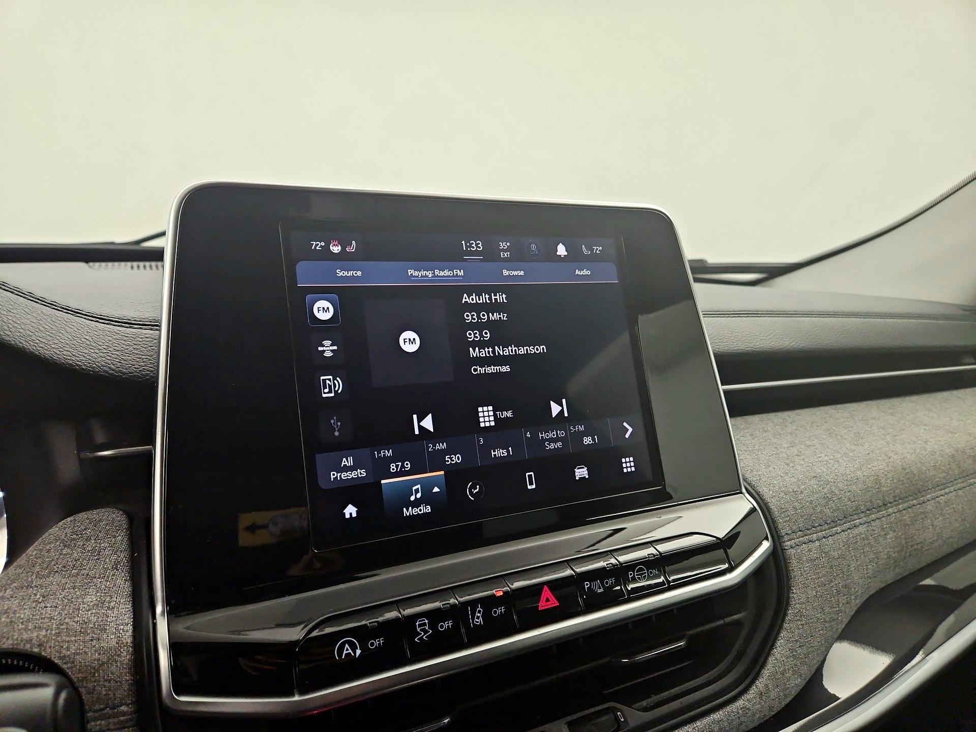 Thumbnail: 2022 Jeep Compass - 15