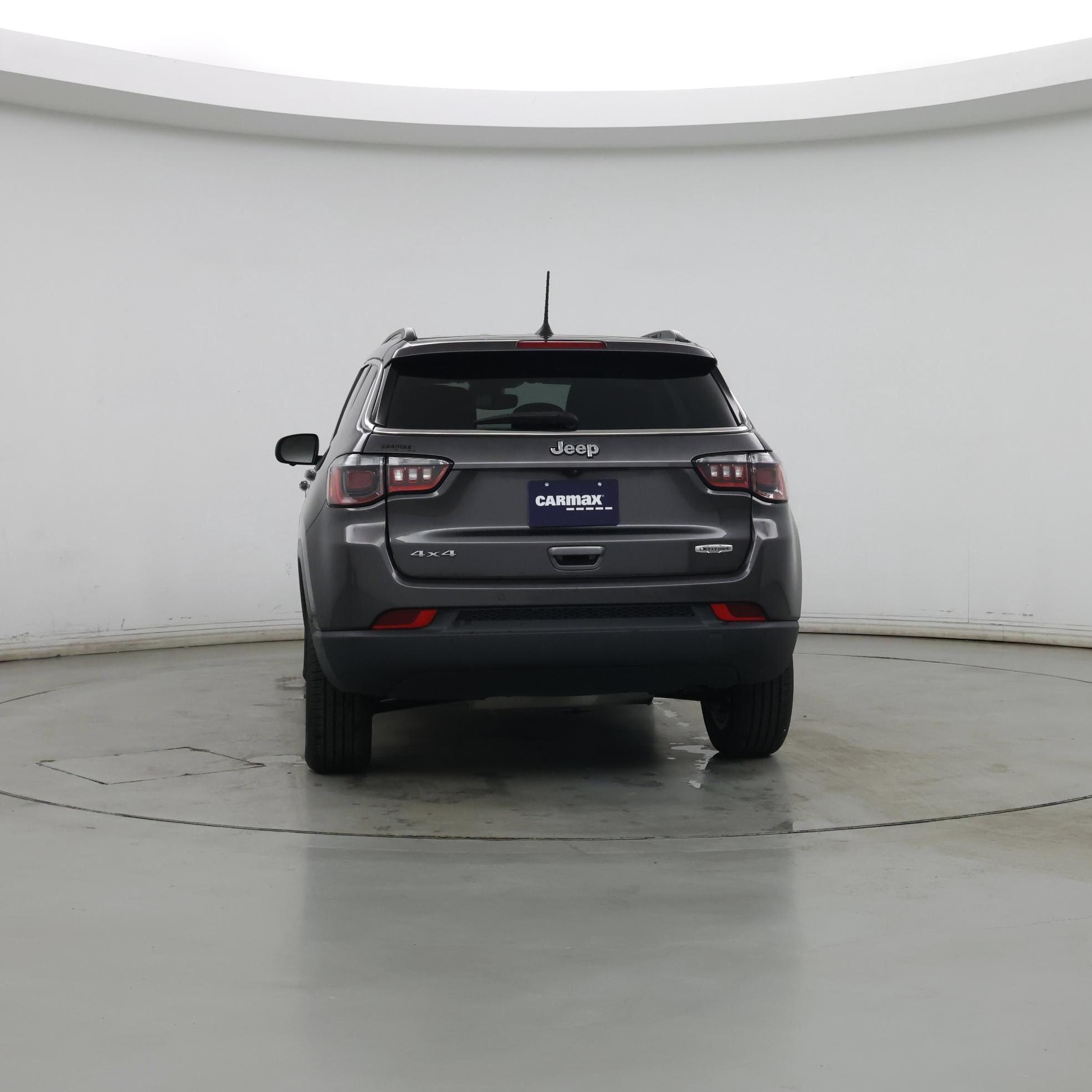 Thumbnail: 2022 Jeep Compass - 6