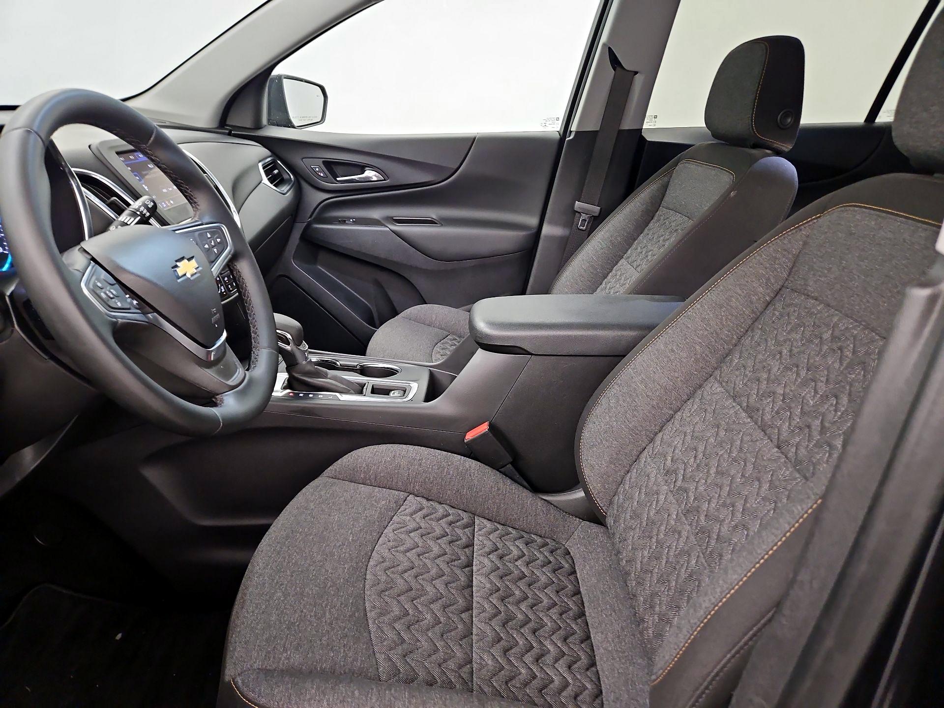 Thumbnail: 2023 Chevrolet Equinox - 11