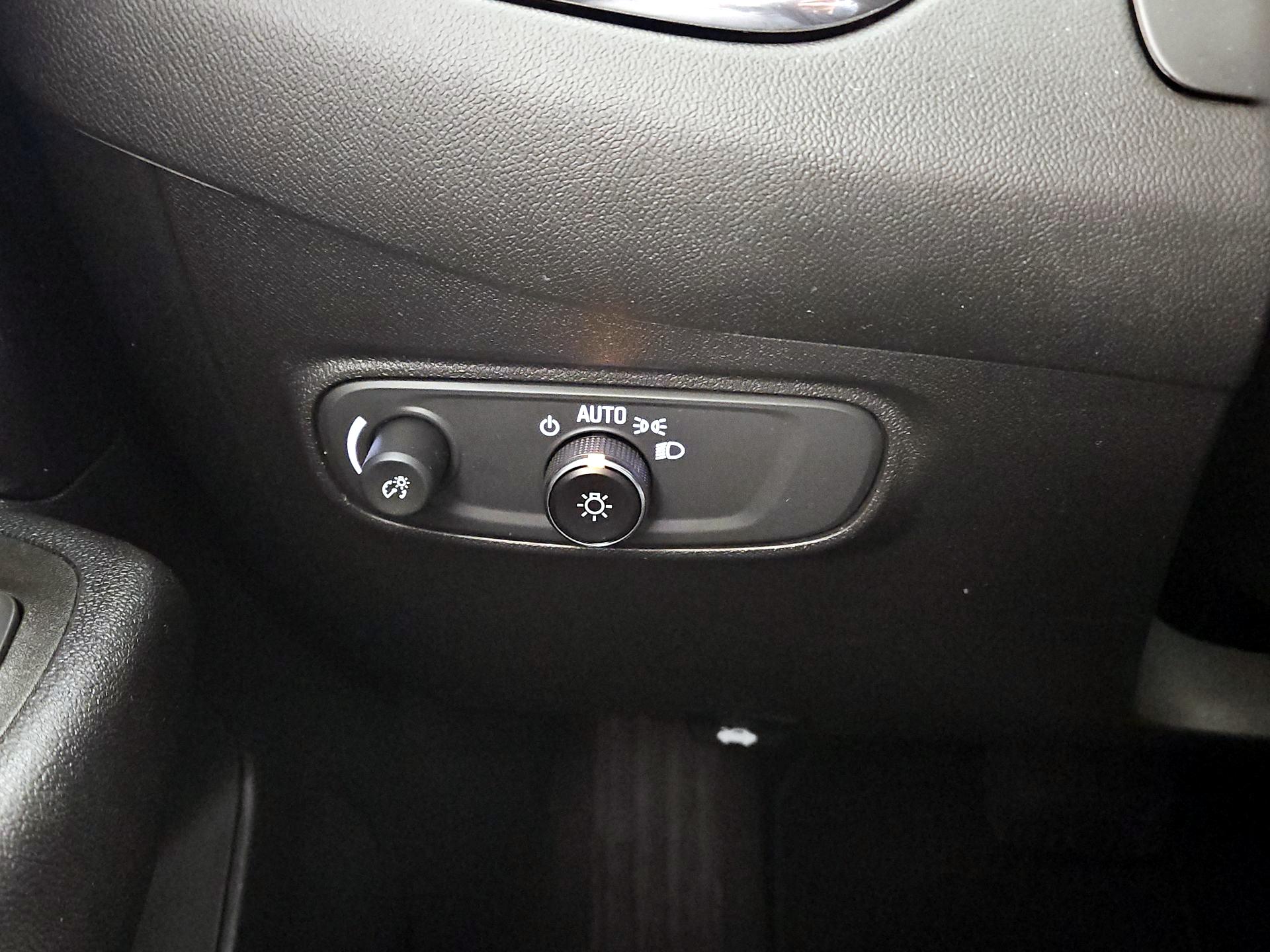 Thumbnail: 2023 Chevrolet Equinox - 13