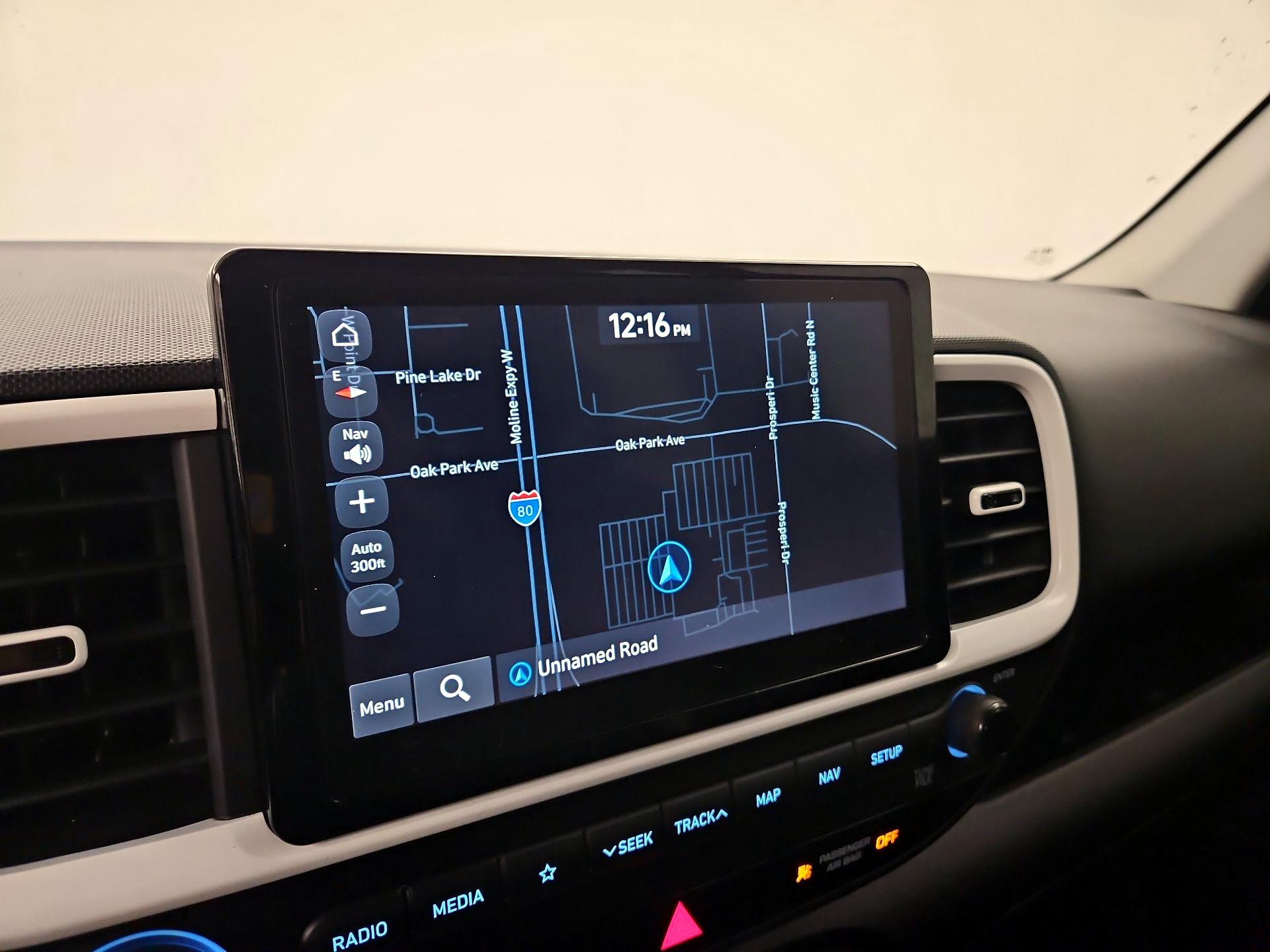 Thumbnail: 2022 Hyundai Venue - 14