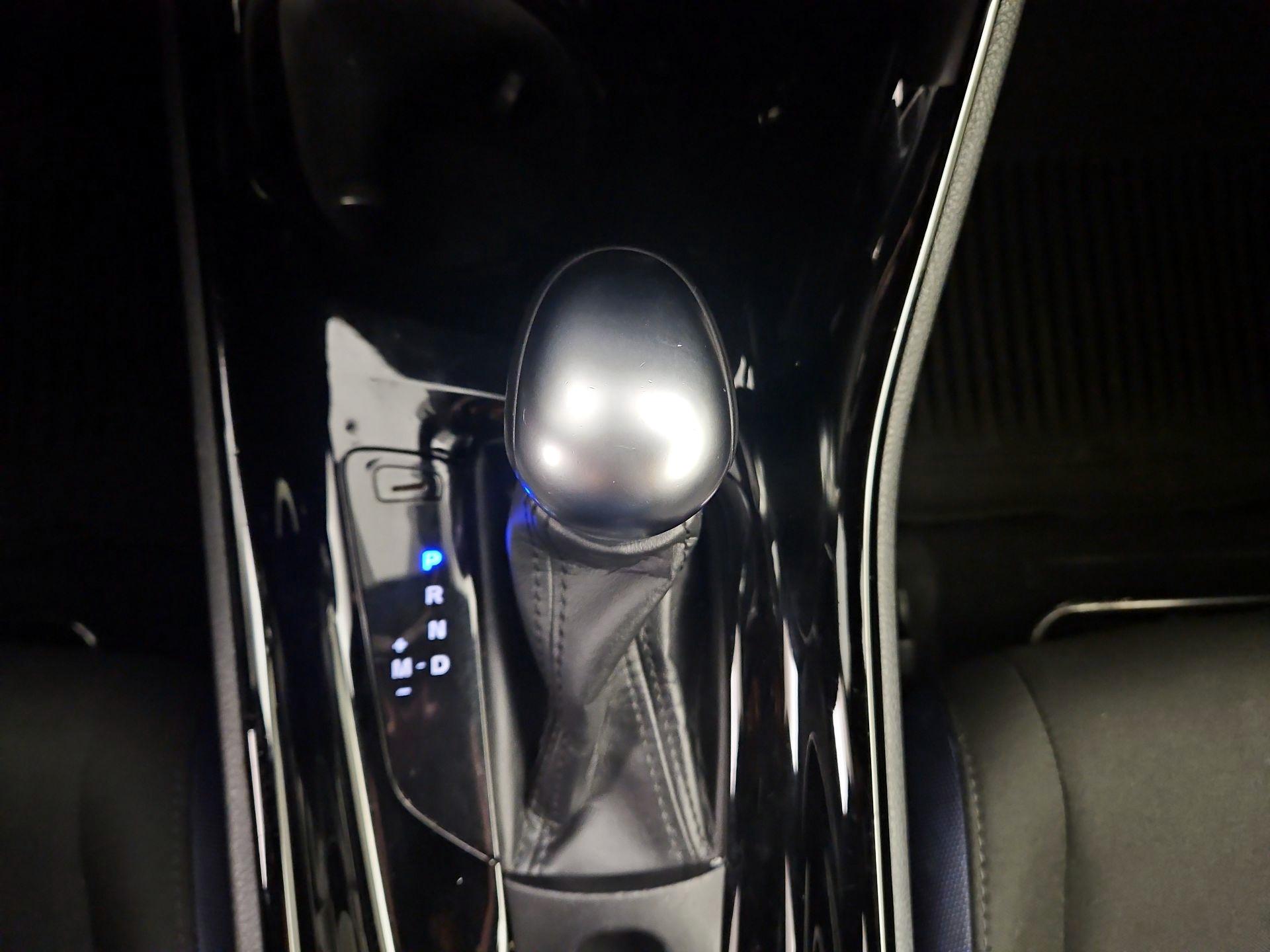 Thumbnail: 2020 Toyota C-HR - 17