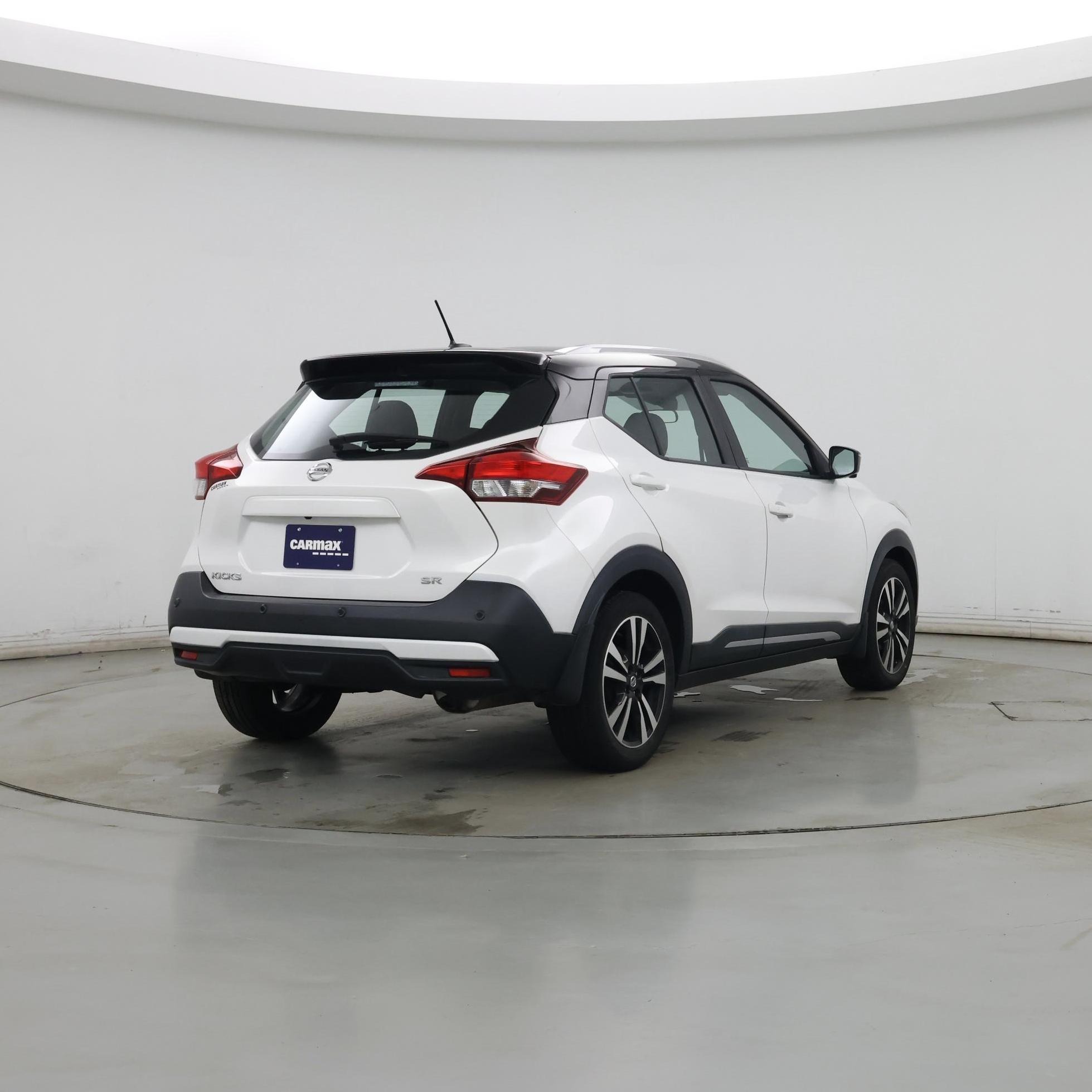 Thumbnail: 2020 Nissan Kicks - 8