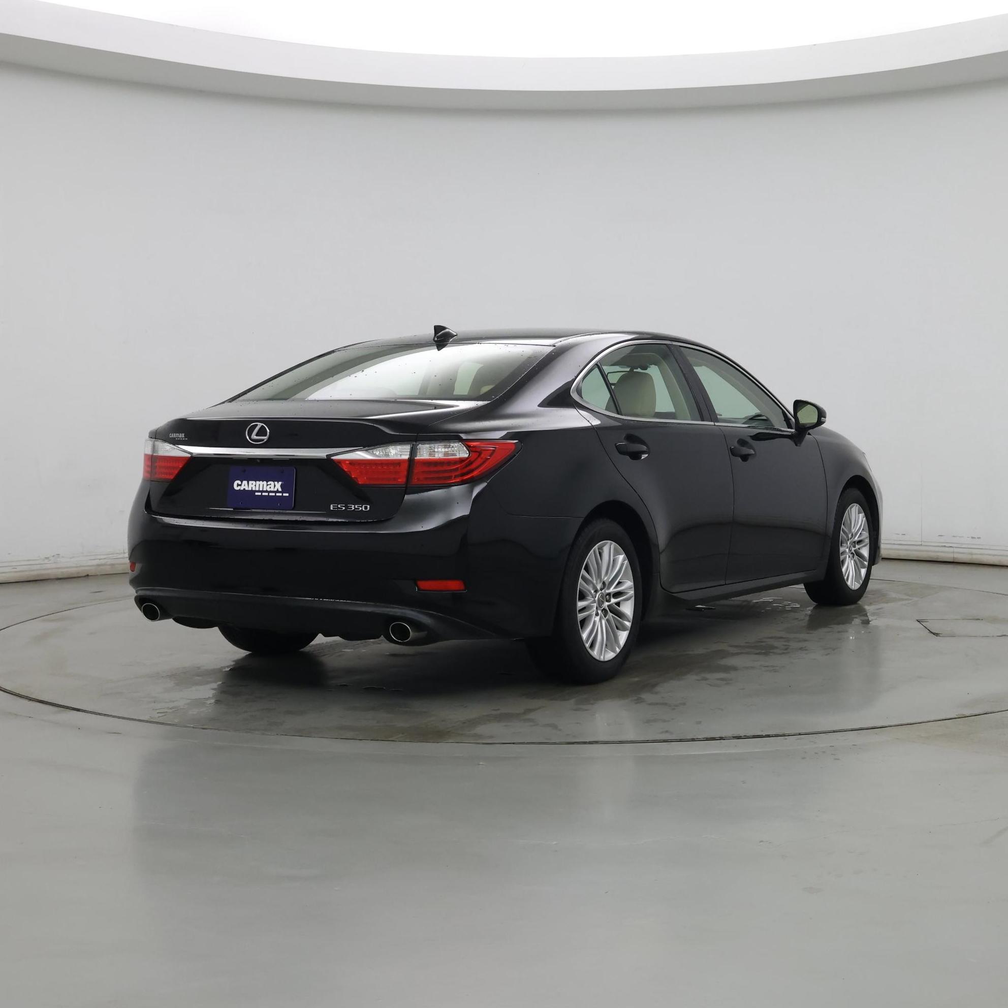 Thumbnail: 2015 Lexus ES - 8