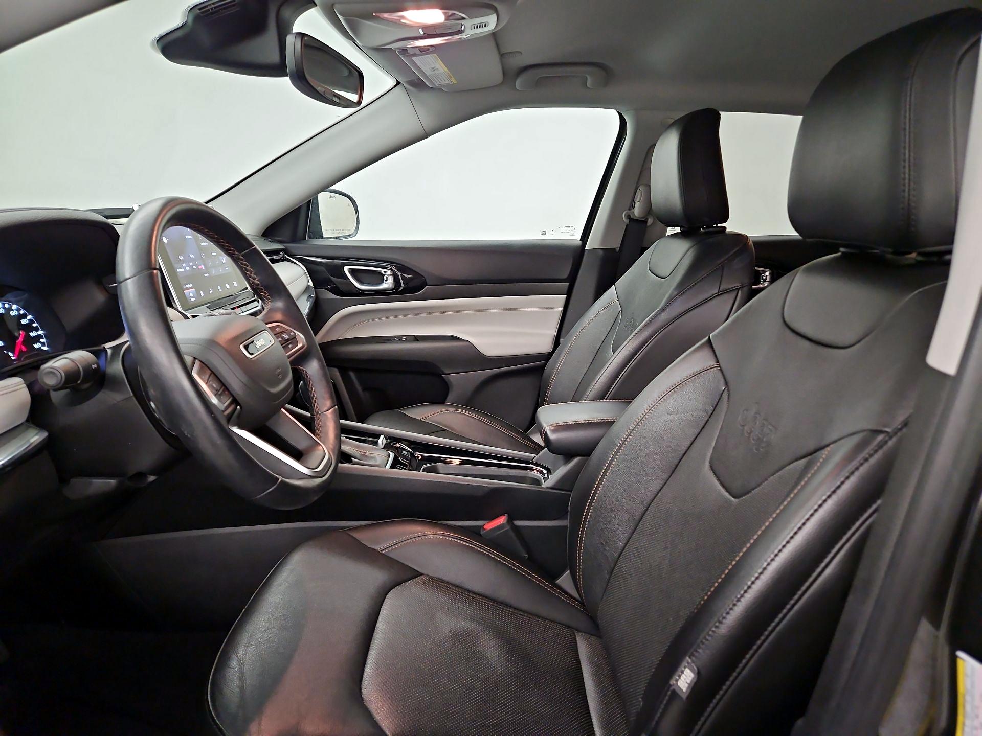 Thumbnail: 2022 Jeep Compass - 11