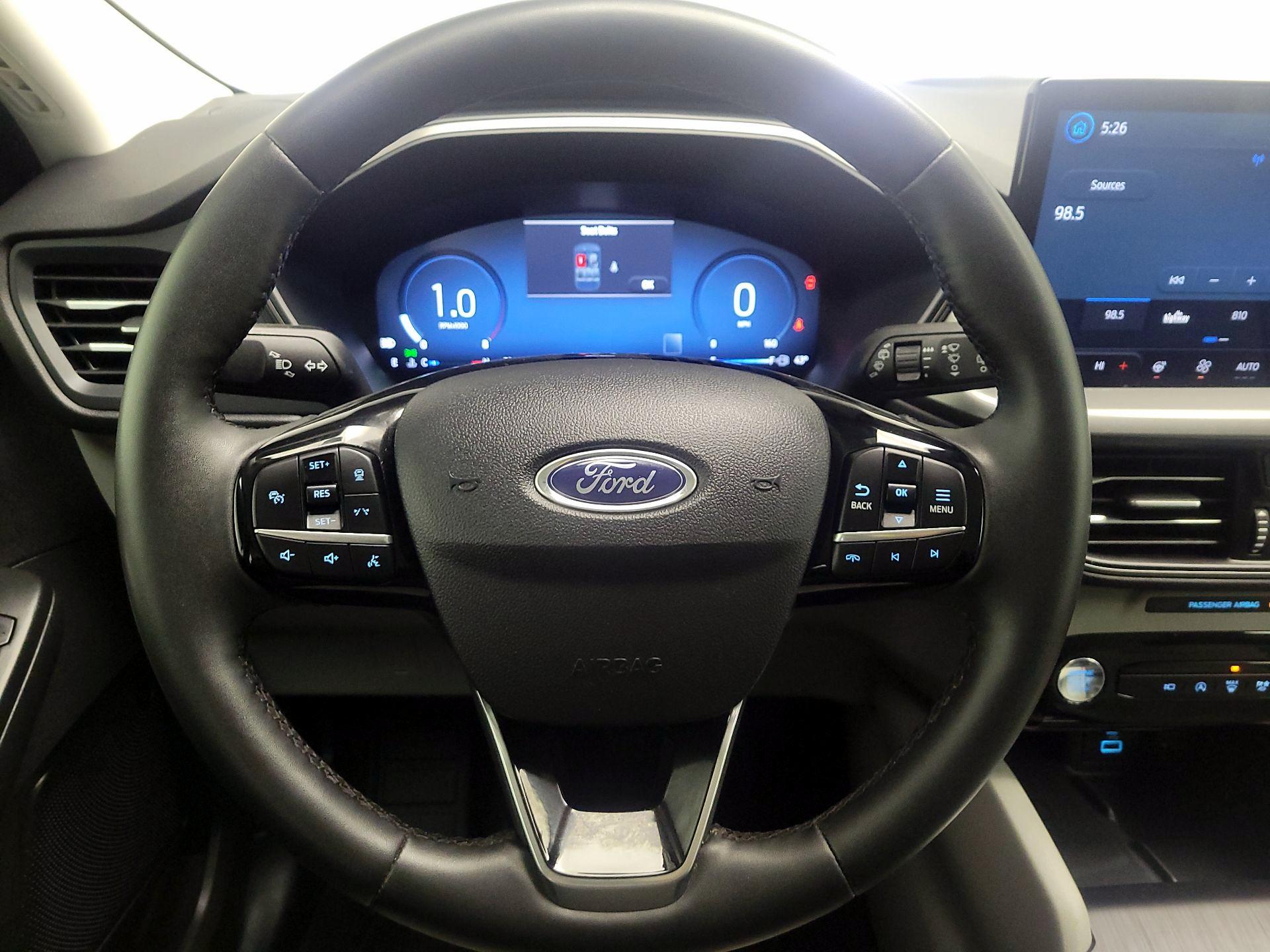 Thumbnail: 2023 Ford Escape - 10