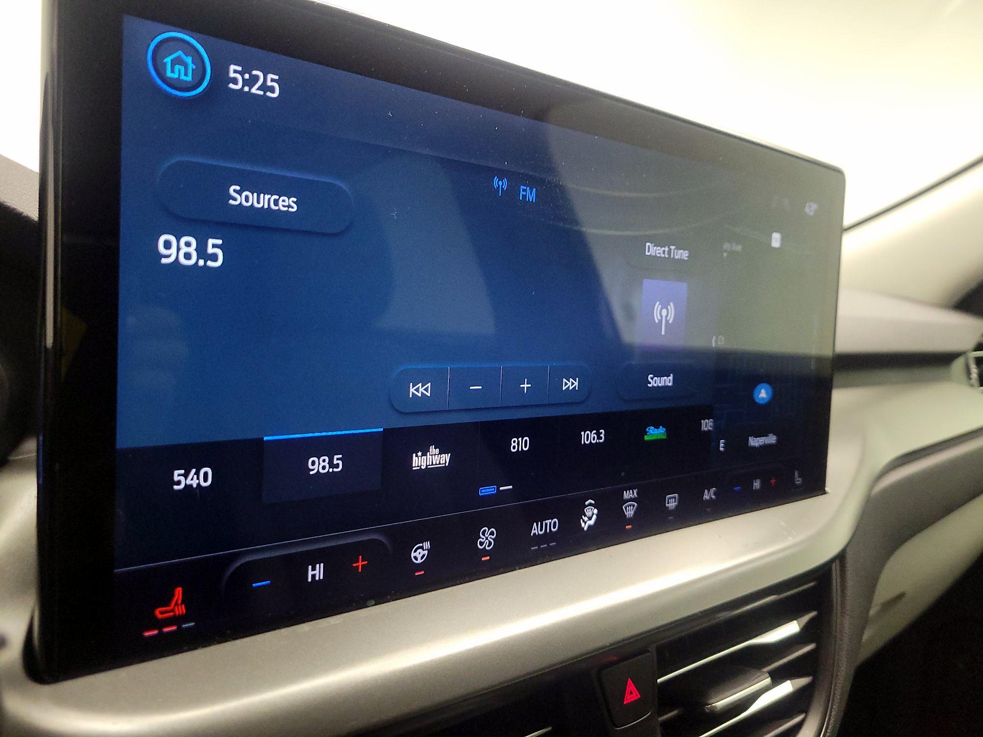 Thumbnail: 2023 Ford Escape - 15