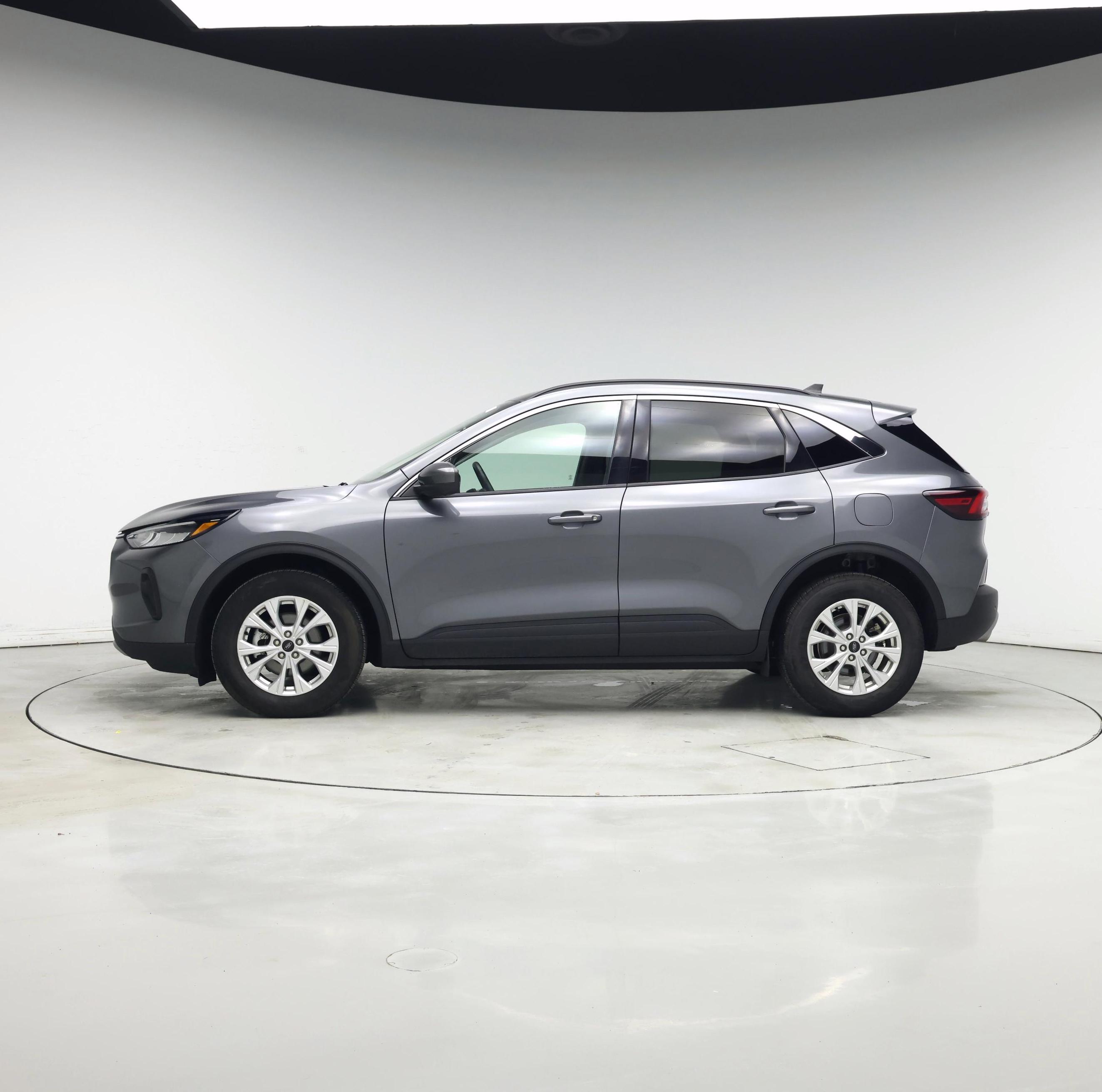 Thumbnail: 2023 Ford Escape - 3