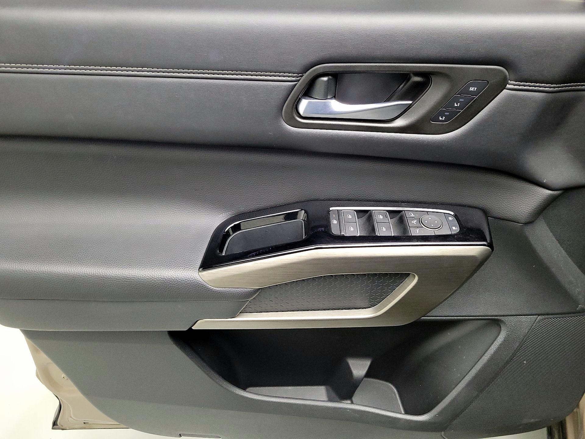 Thumbnail: 2024 Nissan Pathfinder - 12