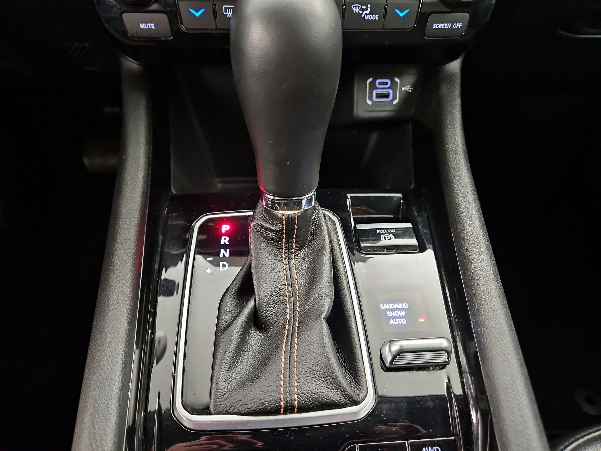 Thumbnail: 2022 Jeep Compass - 17