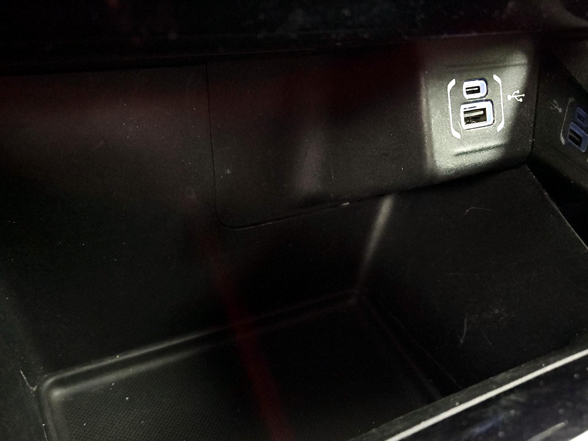 Thumbnail: 2022 Jeep Compass - 18