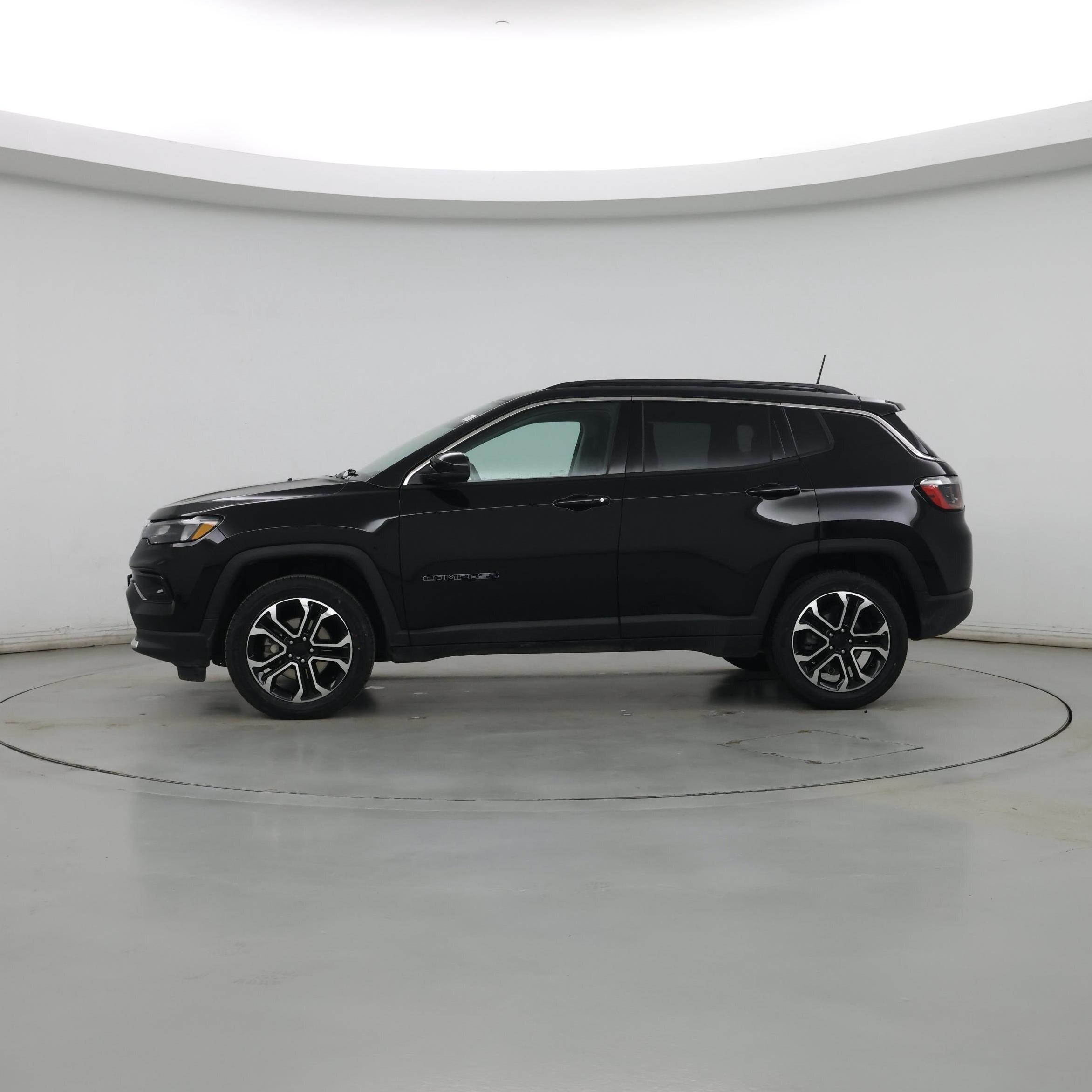 Thumbnail: 2022 Jeep Compass - 3