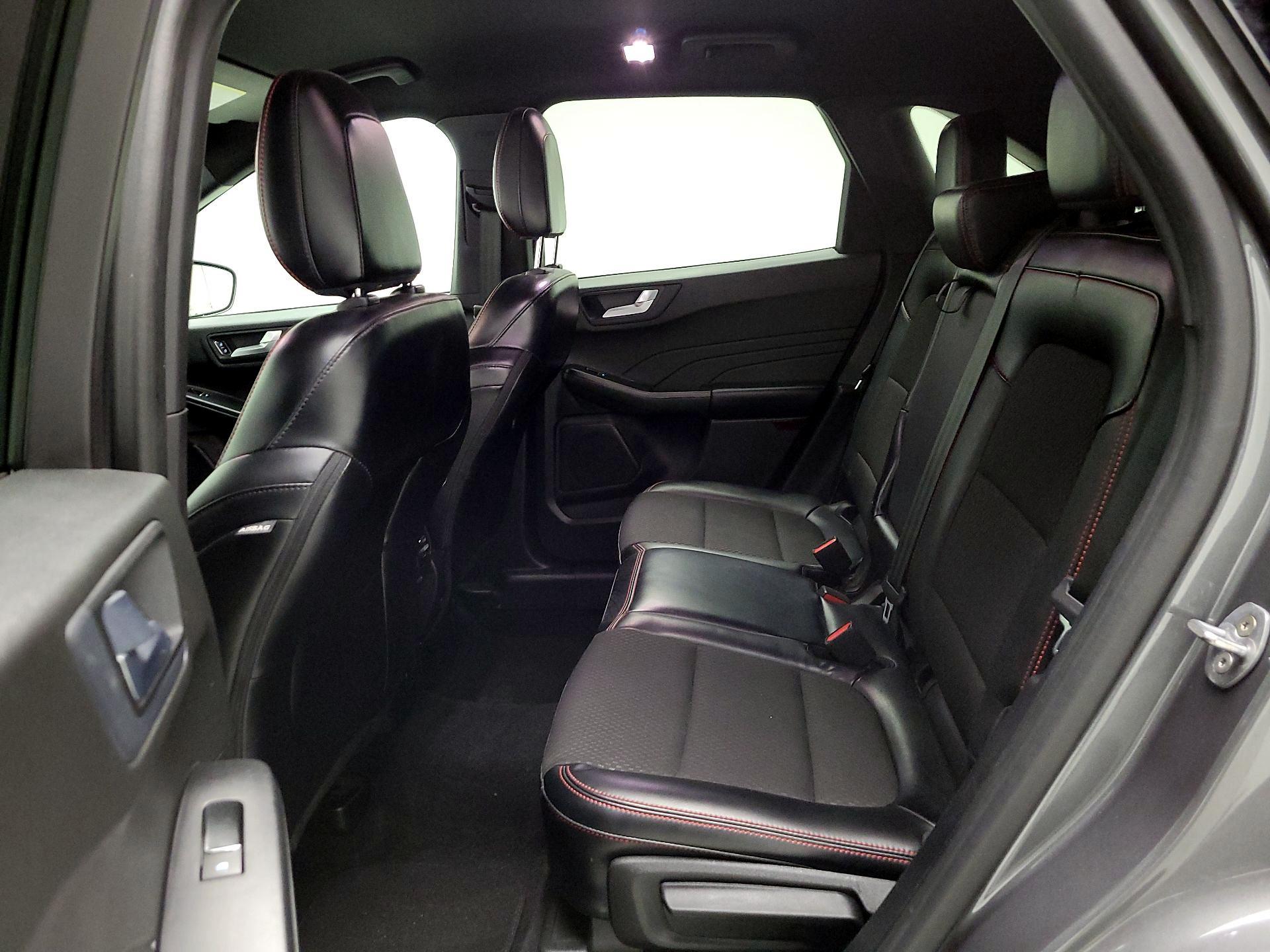 Thumbnail: 2023 Ford Escape - 20