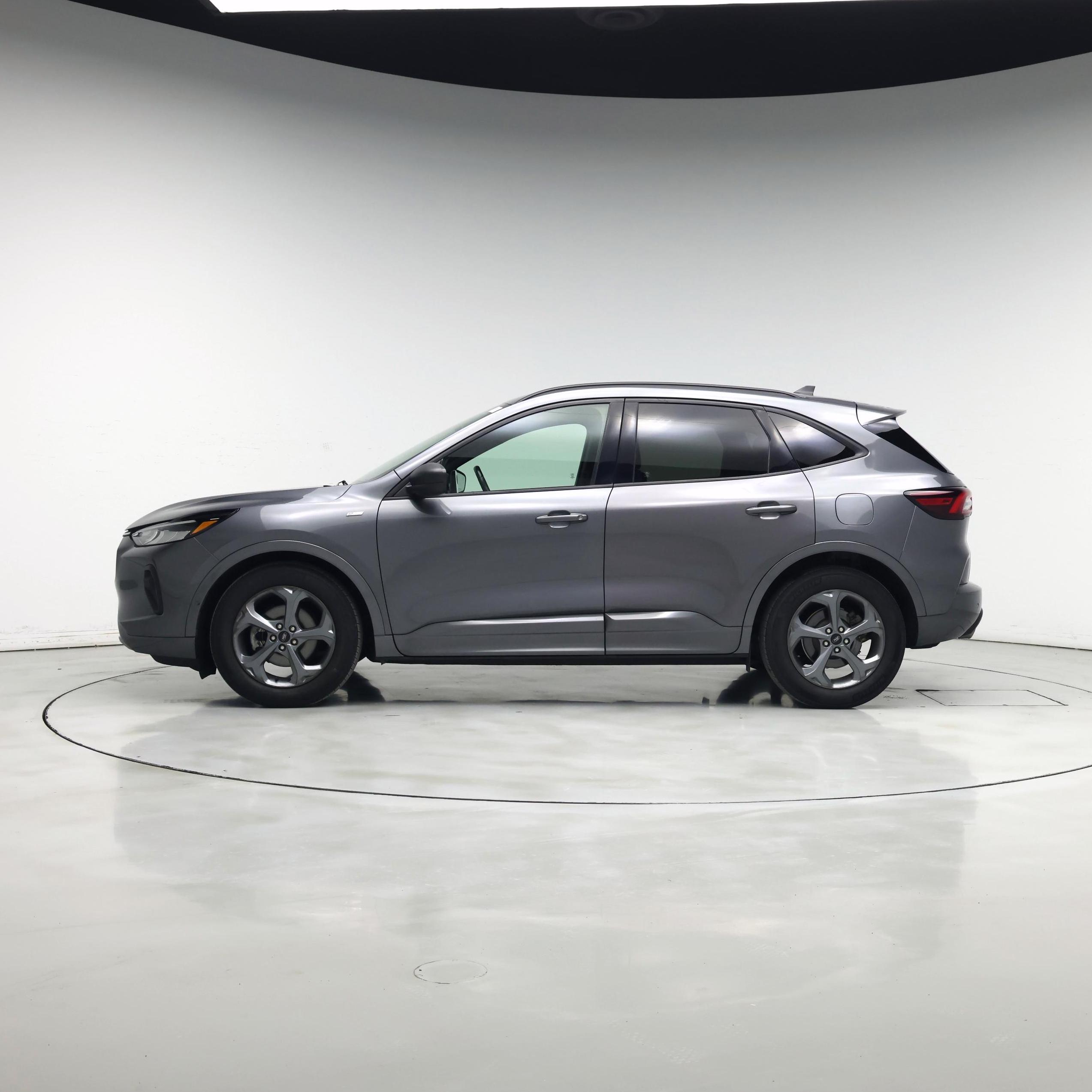 Thumbnail: 2023 Ford Escape - 3