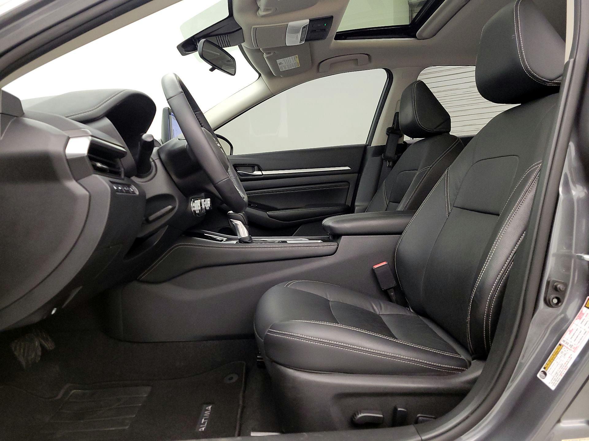 Thumbnail: 2023 Nissan Altima - 11