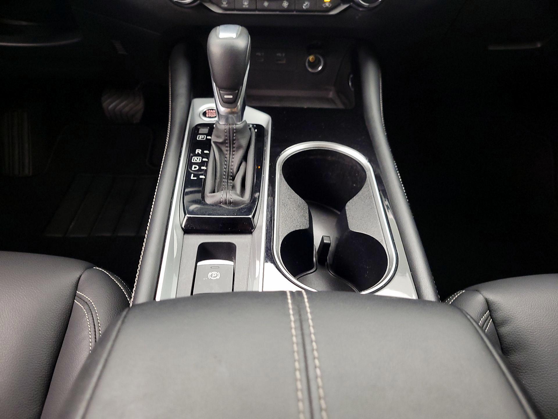 Thumbnail: 2023 Nissan Altima - 18