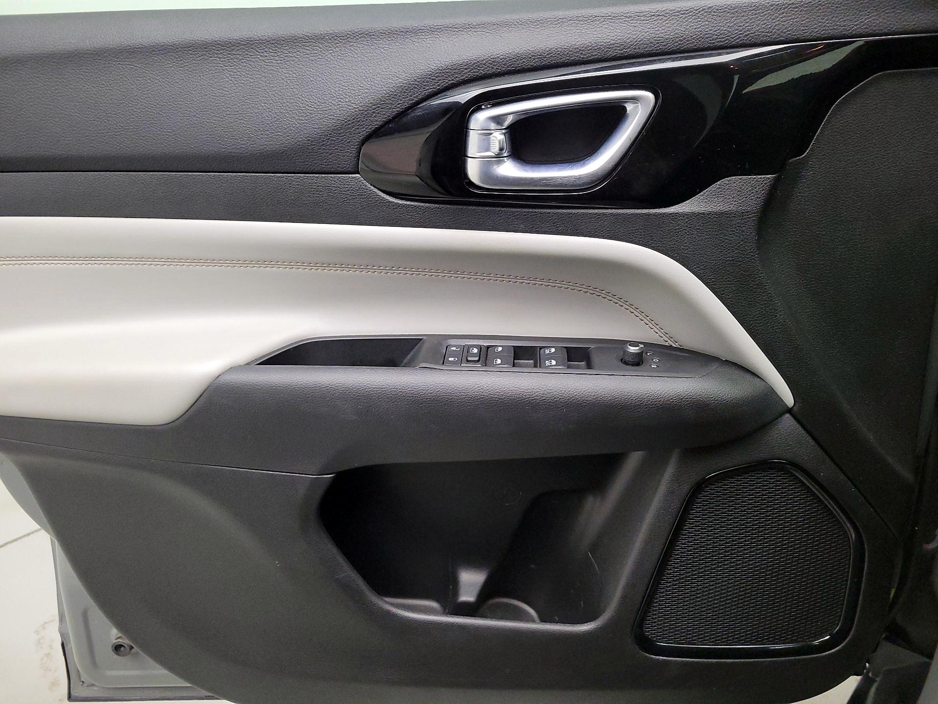 Thumbnail: 2022 Jeep Compass - 12